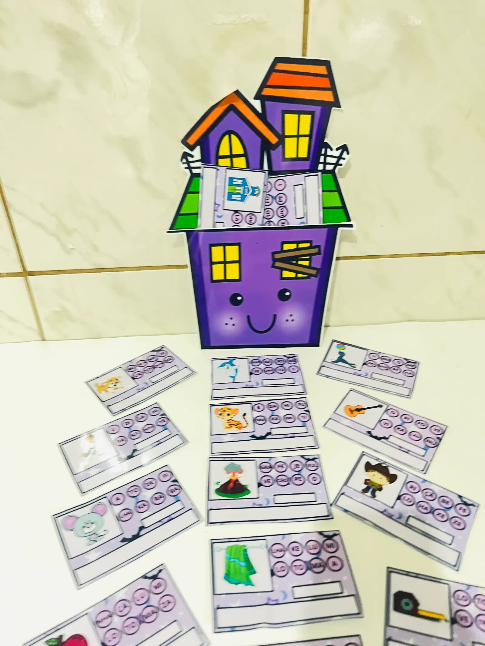 A Casa dos Desafios – Escritas Embaralhadas | Jogo de Alfabetização — amostra 5: Recurso pedagógico divertido para…