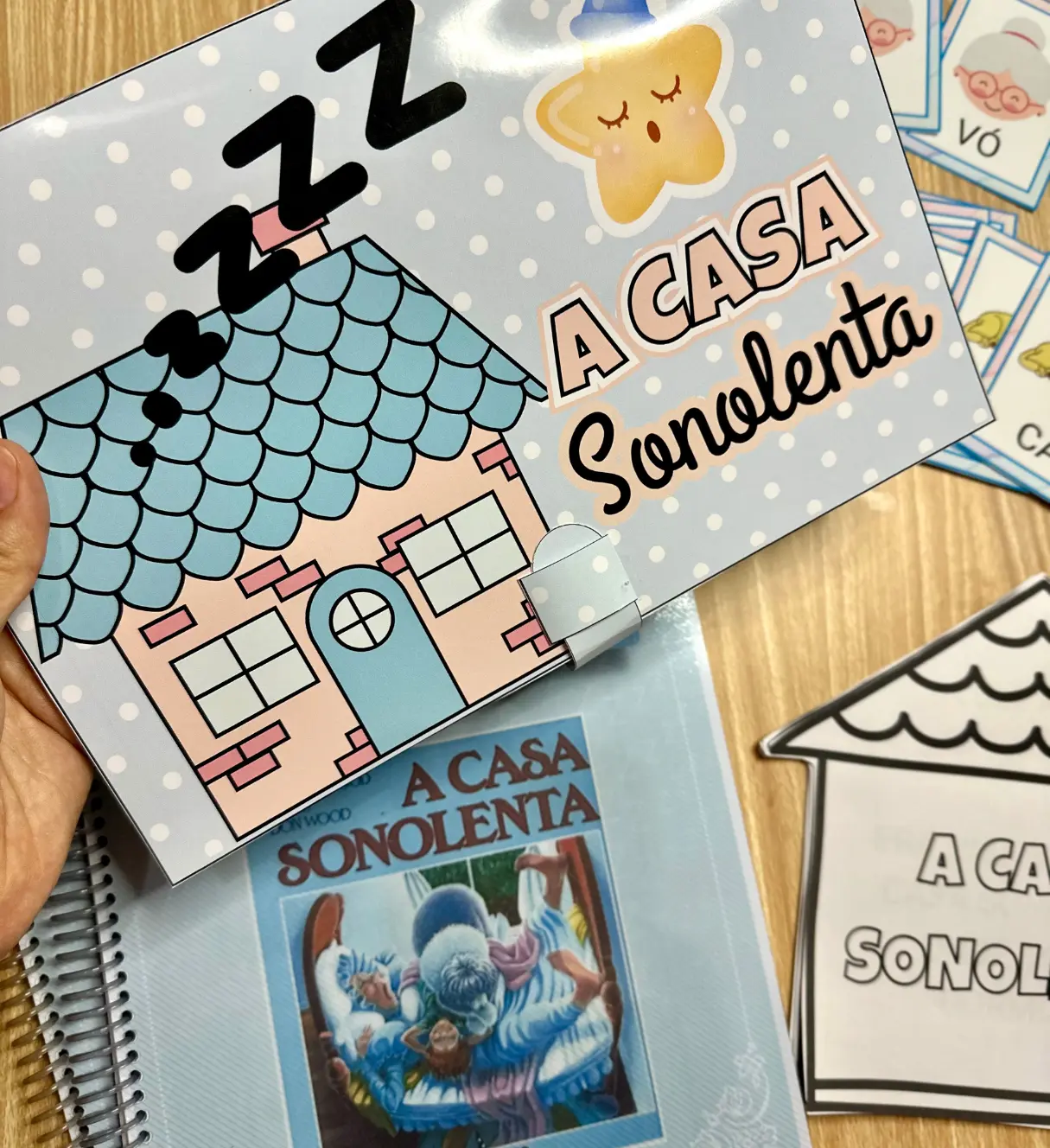 A Casa Sonolenta: Kit de Sequência Didática para Alfabetização — amostra 1: A Casa Sonolenta: uma sequência didática para…