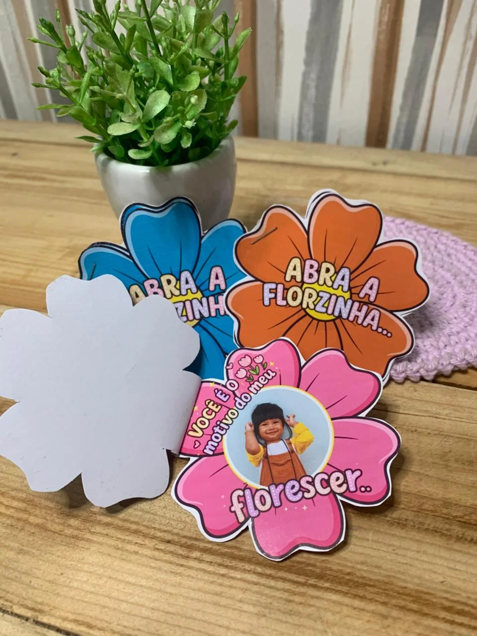 ABRE A FLORZINHA 🌼💗PRIMAVERA CIENCIAS INFANTIL — amostra 1: Com o recurso “Abre a Florzinha” , a criança abre as pétalas…