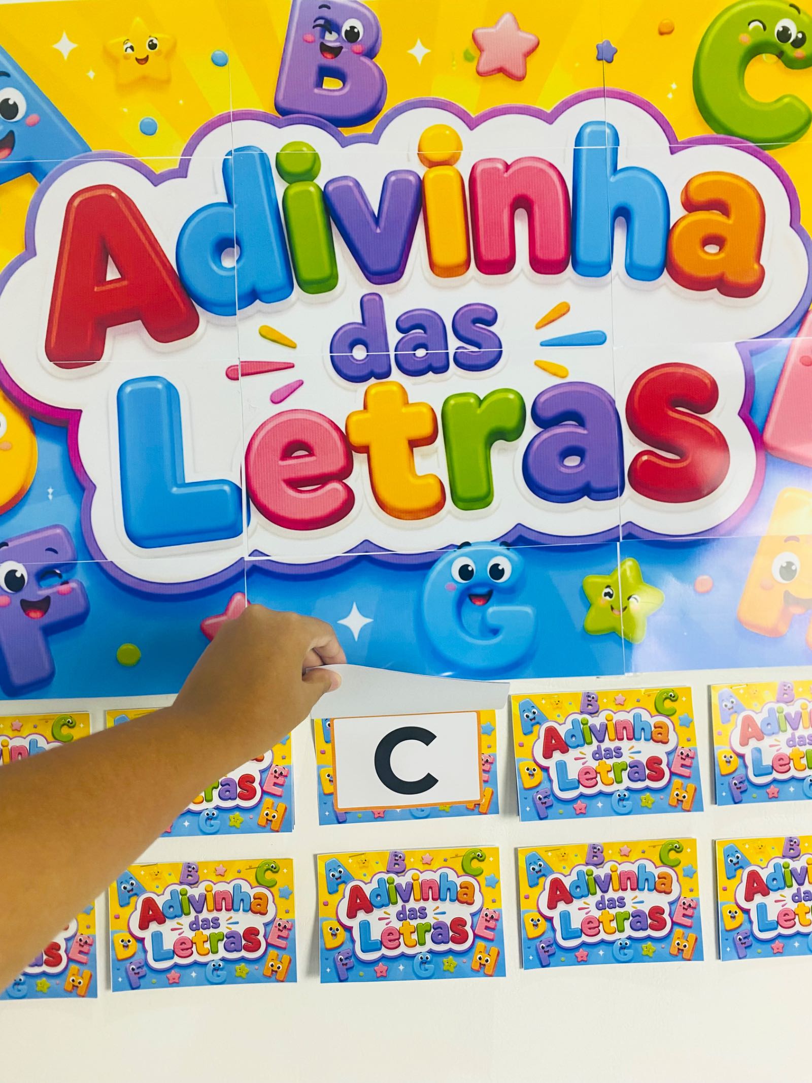 Adivinha das Letras: Jogo de Alfabetização Anos iniciais — amostra 1: Descubra as letras do alfabeto por meio de adivinhas…