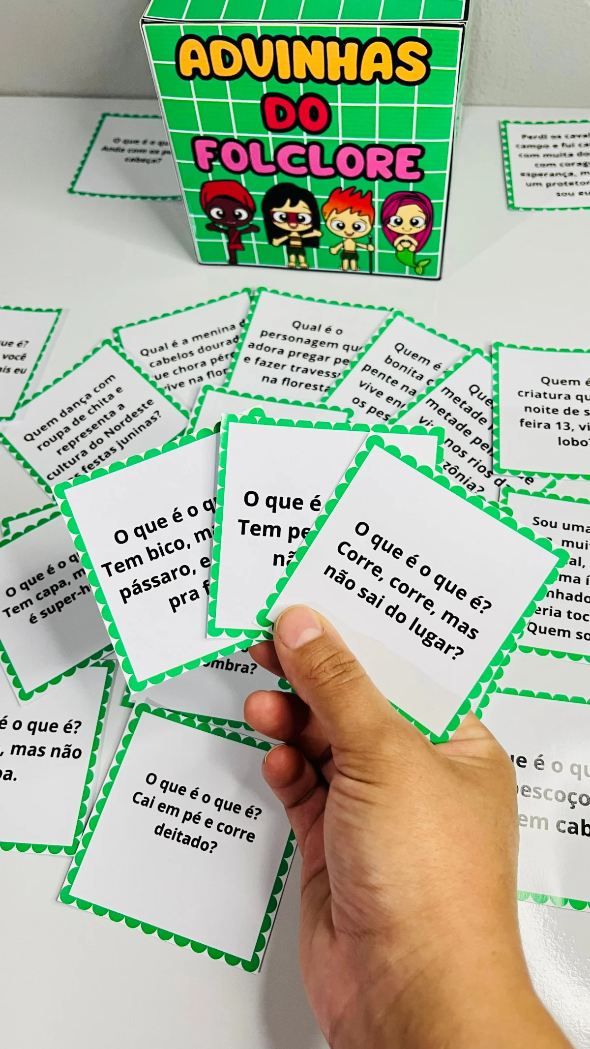 ADIVINHAS DO FOLCLORE para Revenda – Material Pedagógico — amostra 3: Ideal para atividades de leitura, roda de conversa ou…
