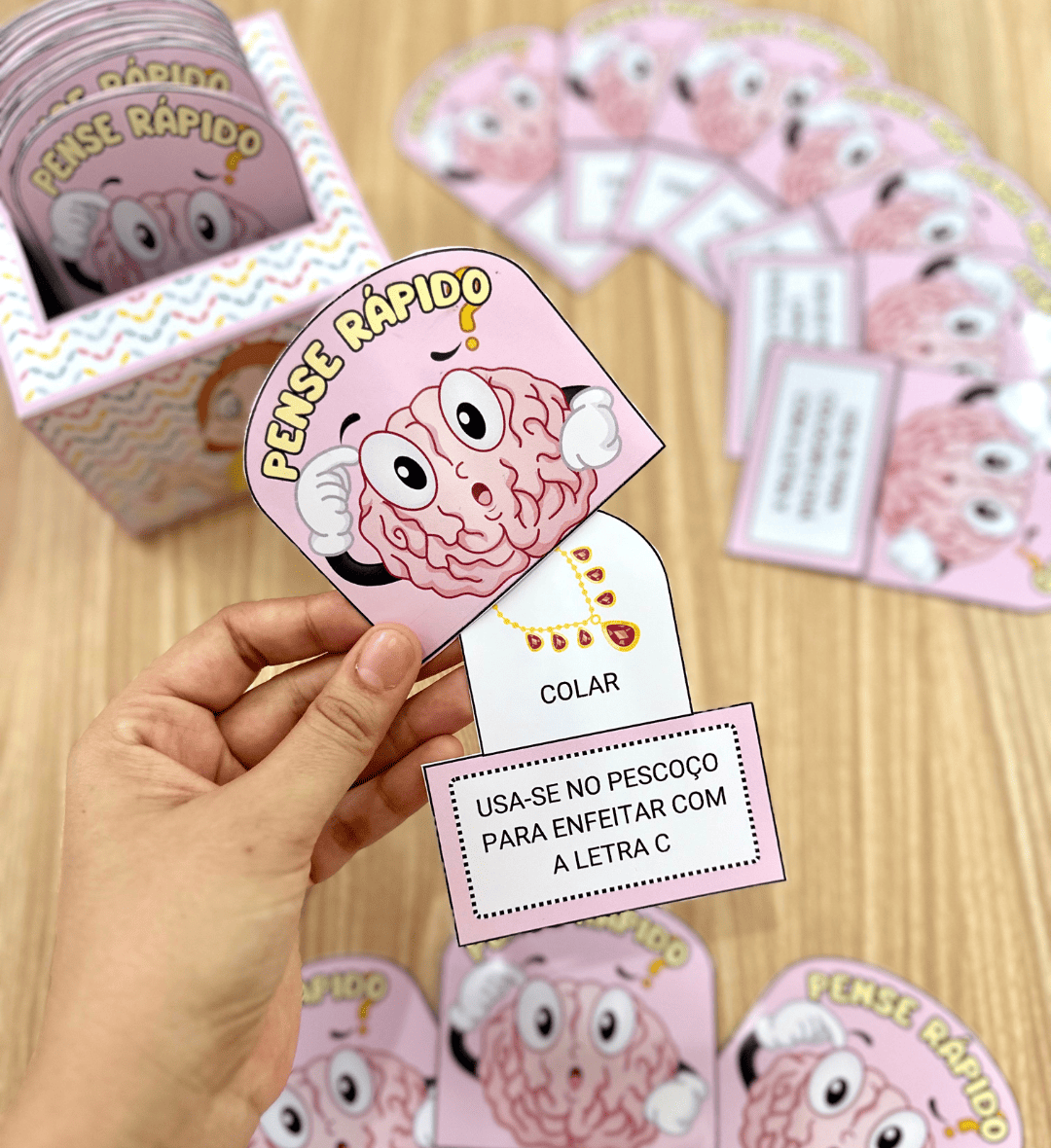 Adivinhas para imprimir: Pense Rápido com 36 desafios — amostra 7: Estimule a participação e a leitura com 36 adivinhas…