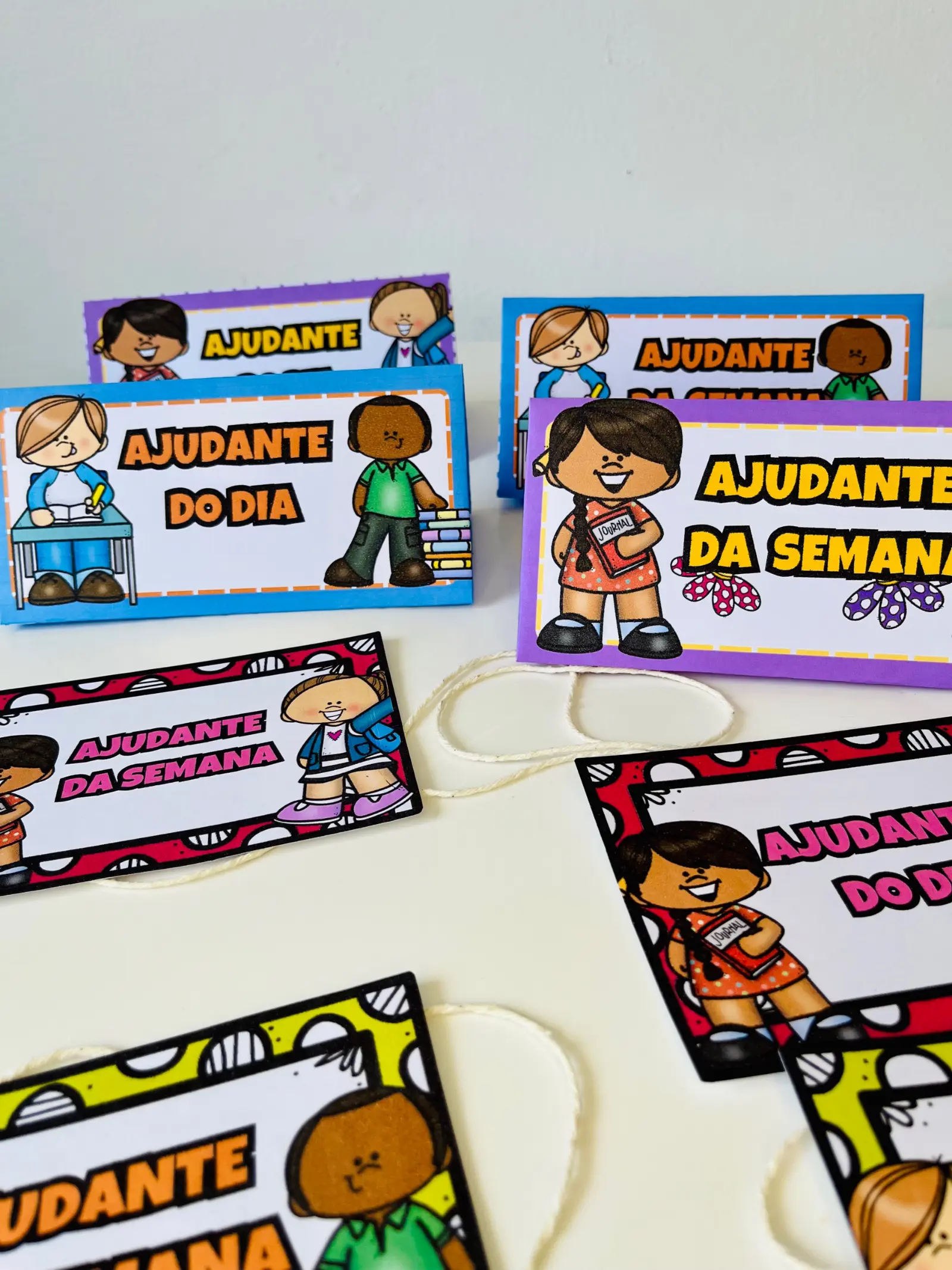 Ajudante do Dia & Ajudante da Semana – Material Pedagógico — amostra 2: Que tal tornar a rotina da sua turma mais… Ajudante do Dia & Ajudante da Semana – Material Pedagógico — amostra 2: Que tal tornar a rotina da sua turma mais…