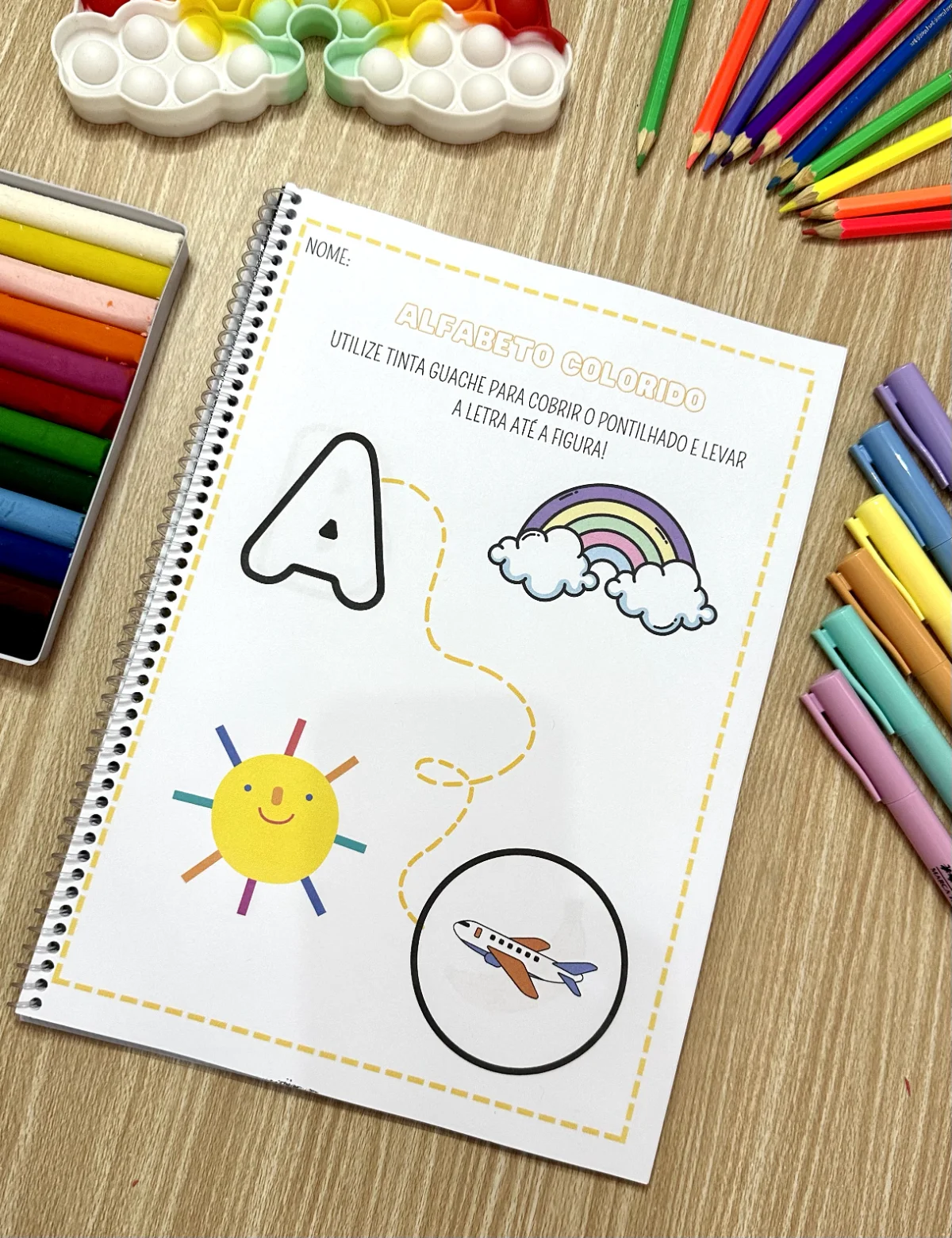 ALFABETO COLORIDO - EDUCAÇÃO INFANTIL E ENSINO FUNDAMENTAL — amostra 2: O arquivo Apostila Alfabeto Colorido inclui…
