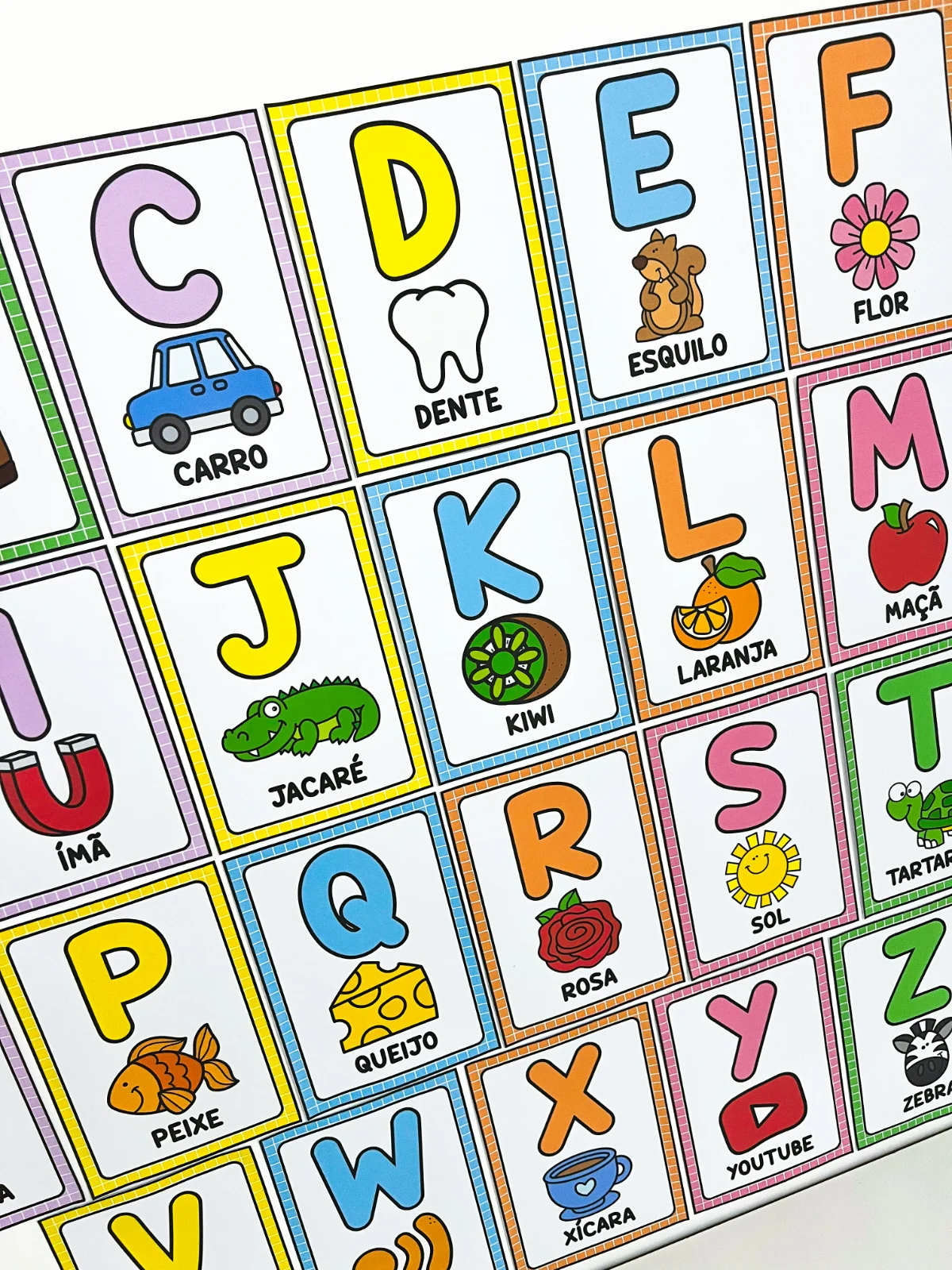 Alfabeto de Parede Ilustrado | Educação Infantil — capa do material