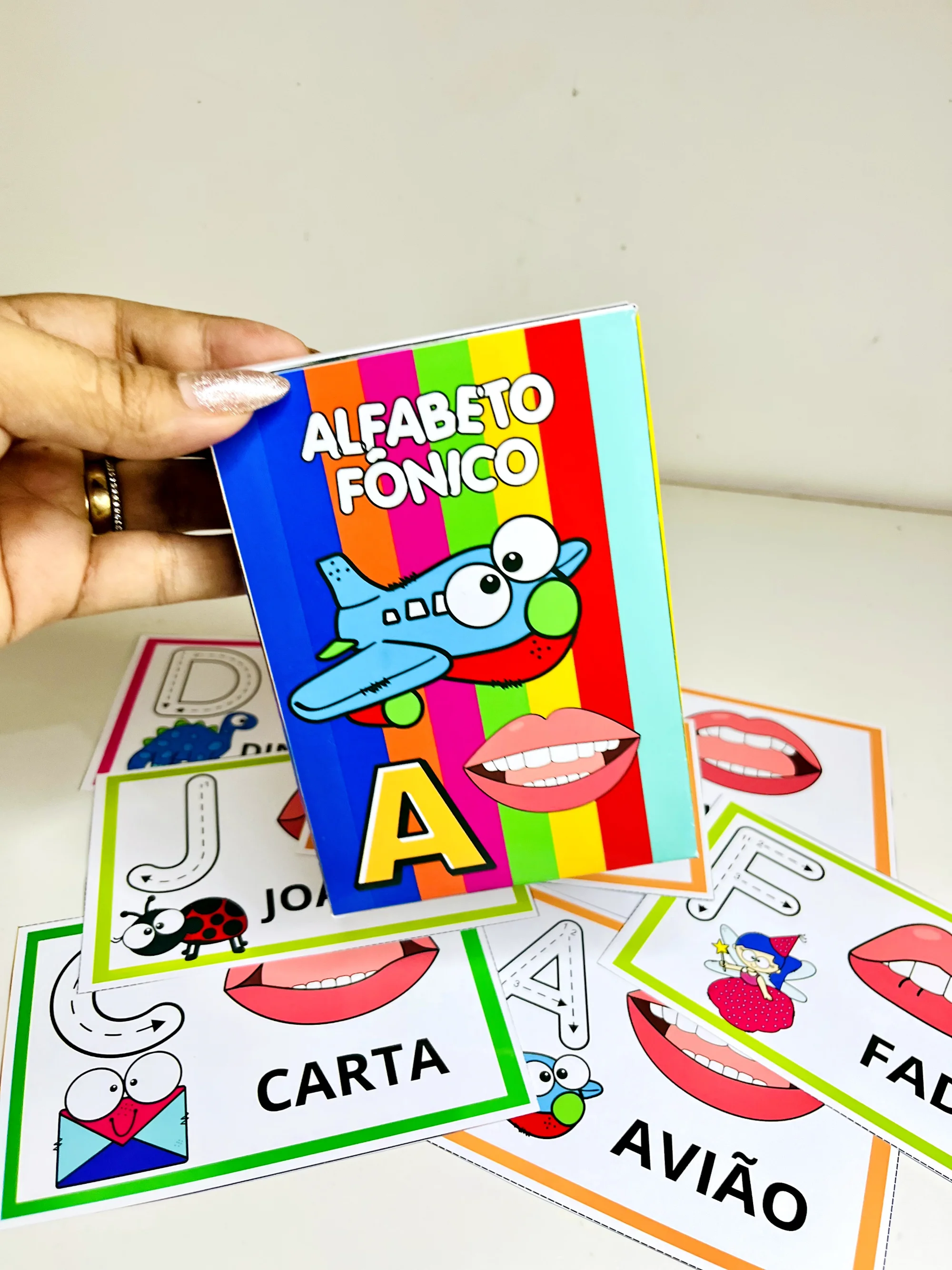ALFABETO FÔNICO COM CAIXINHA – ALFABETIZAÇÃO -ANOS INICIAIS — amostra 5: O Alfabeto Fônico com Caixinha é um recurso…