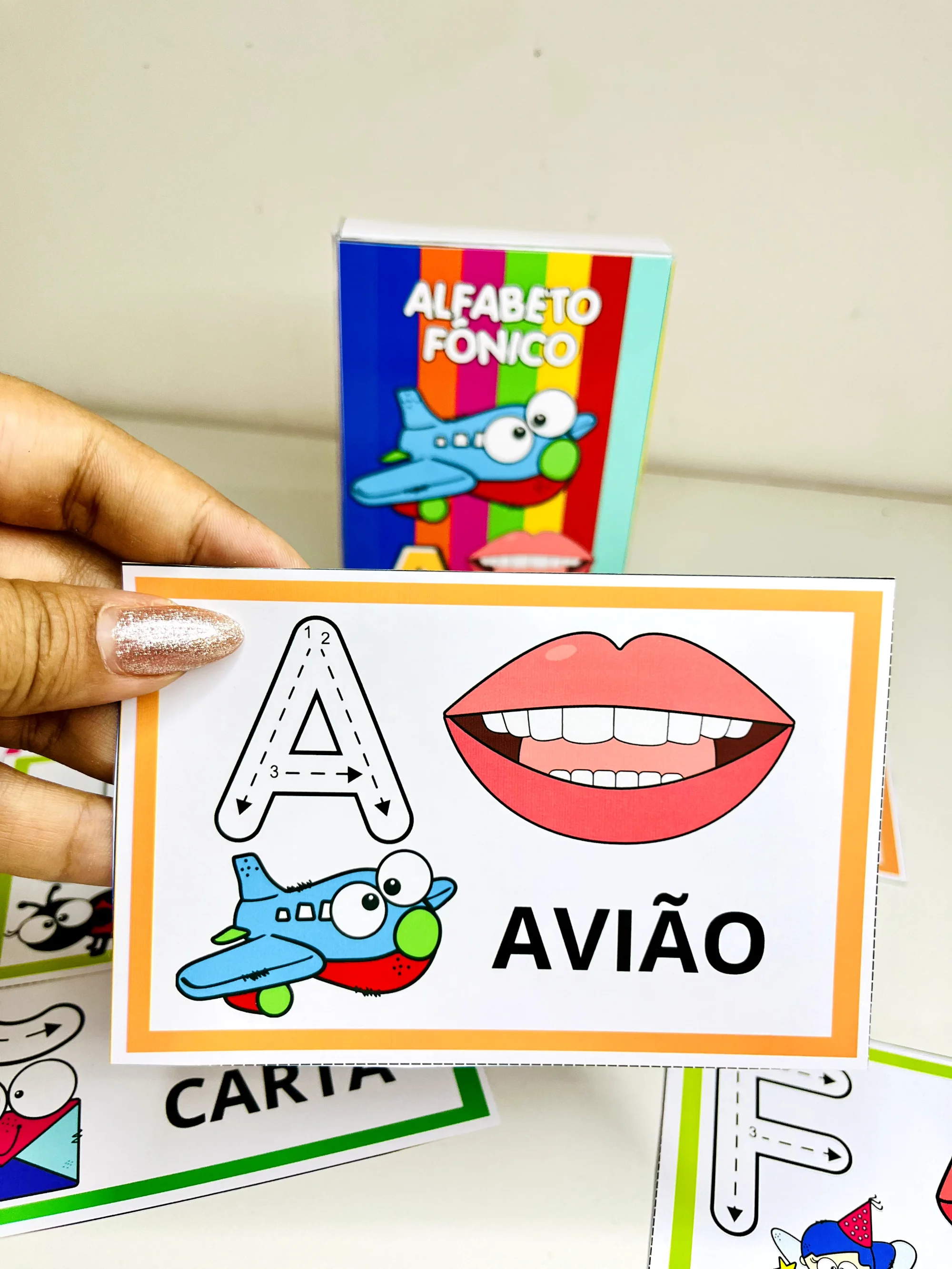 ALFABETO FÔNICO COM CAIXINHA – ALFABETIZAÇÃO -ANOS INICIAIS — amostra 6: O Alfabeto Fônico com Caixinha é um recurso…