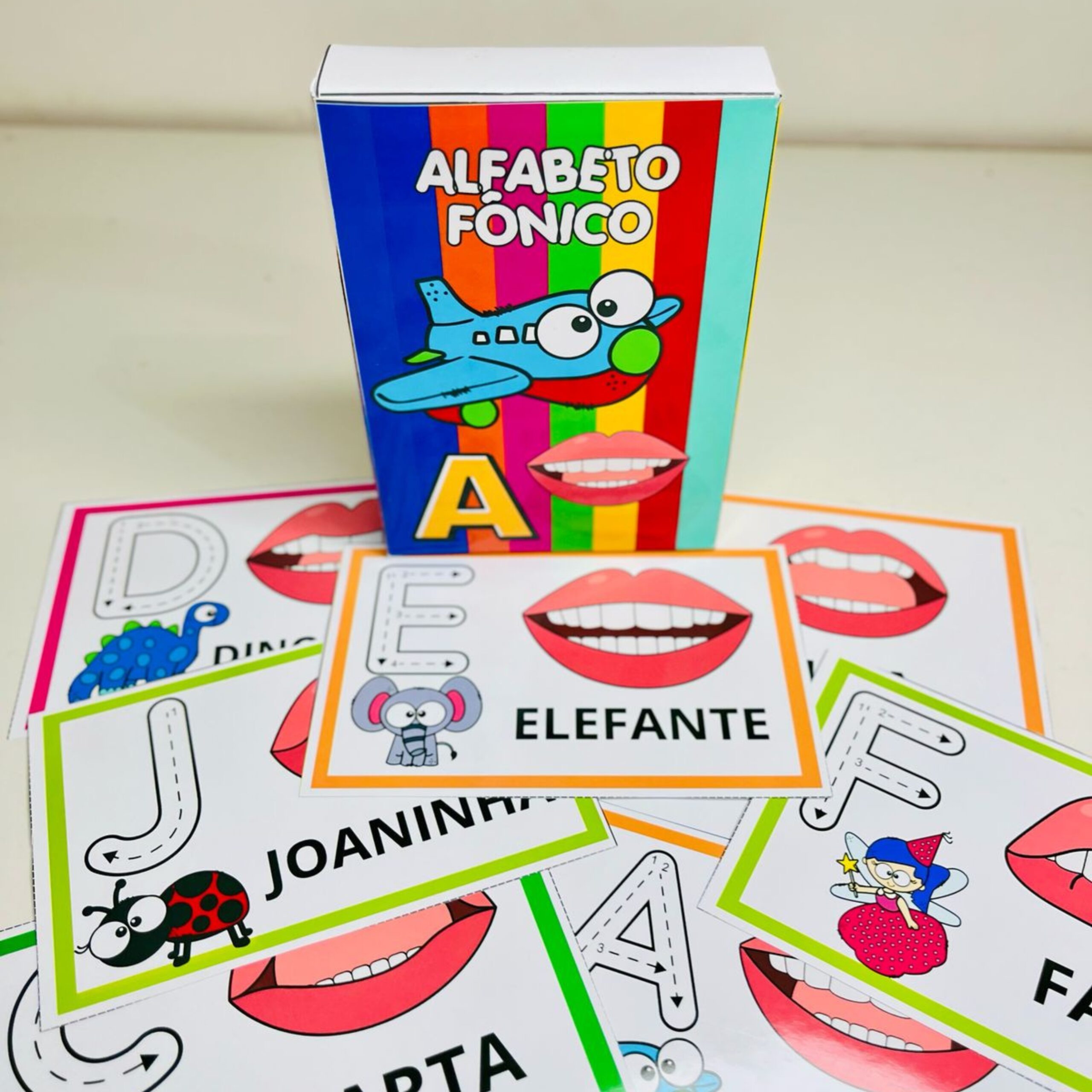 Alfabeto fônico com caixinha : aprendizado divertido | Alfabetização — capa do material