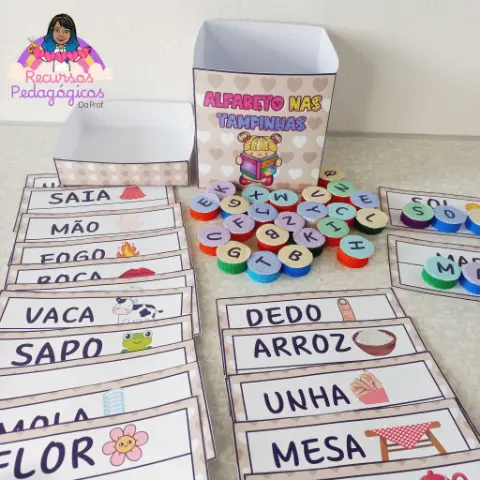 Alfabeto Nas Tampinhas - Recurso para Alfabetização — amostra 4: Recurso educativo para auxiliar as crianças no processo de… Alfabeto Nas Tampinhas - Recurso para Alfabetização — amostra 4: Recurso educativo para auxiliar as crianças no processo de…