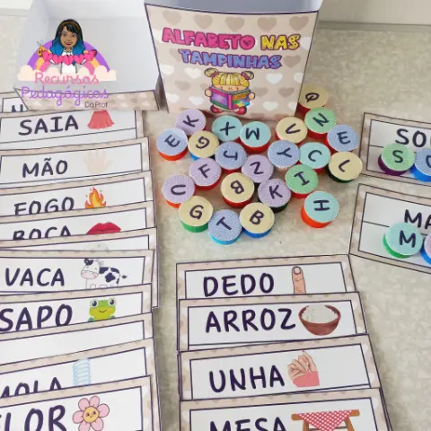 Alfabeto Nas Tampinhas - Recurso para Alfabetização — amostra 5: Recurso educativo para auxiliar as crianças no processo de… Alfabeto Nas Tampinhas - Recurso para Alfabetização — amostra 5: Recurso educativo para auxiliar as crianças no processo de…