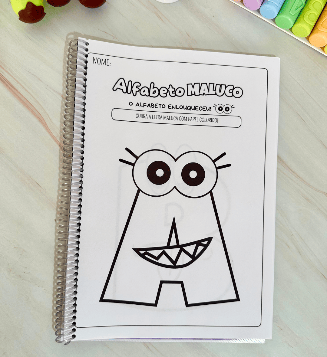 Alfabeto para imprimir: Alfabeto Maluco com pintura e colagem — amostra 1: Alfabeto para imprimir com pintura e colagem