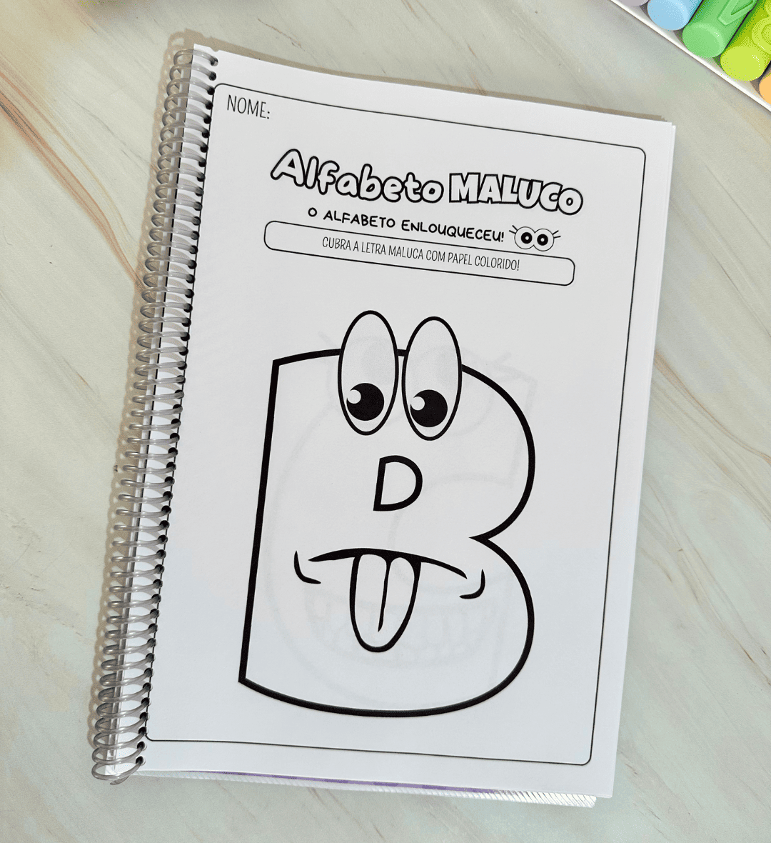 Alfabeto para imprimir: Alfabeto Maluco com pintura e colagem — amostra 2: O que vem no material