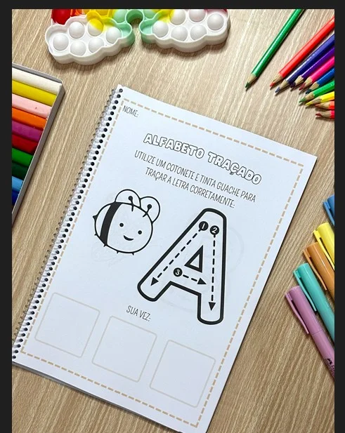 ✨ ALFABETO TRAÇADO – APRENDER AS LETRAS PODE SER MUITO MAIS DIVERTIDO! — amostra 2: Uma atividade prática e lúdica para…