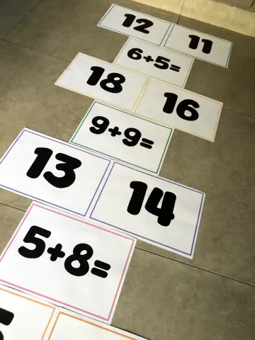 Amarelinha da Adição: Jogo Matemático Educativo — amostra 3: Amarelinha da Adição: recurso pedagógico lúdico que une o…