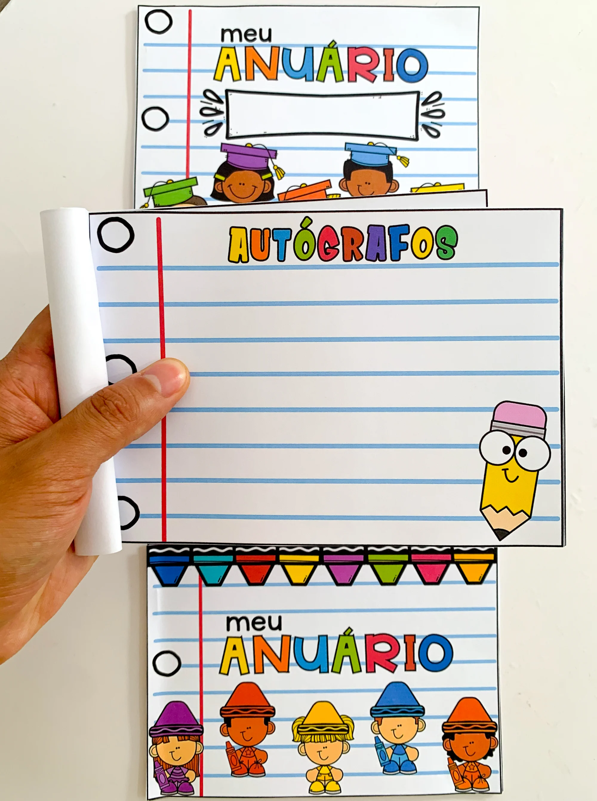 Anuário Escolar para Educação Infantil e Anos Iniciais — amostra 1: Criado para registrar e guardar os momentos especiais…