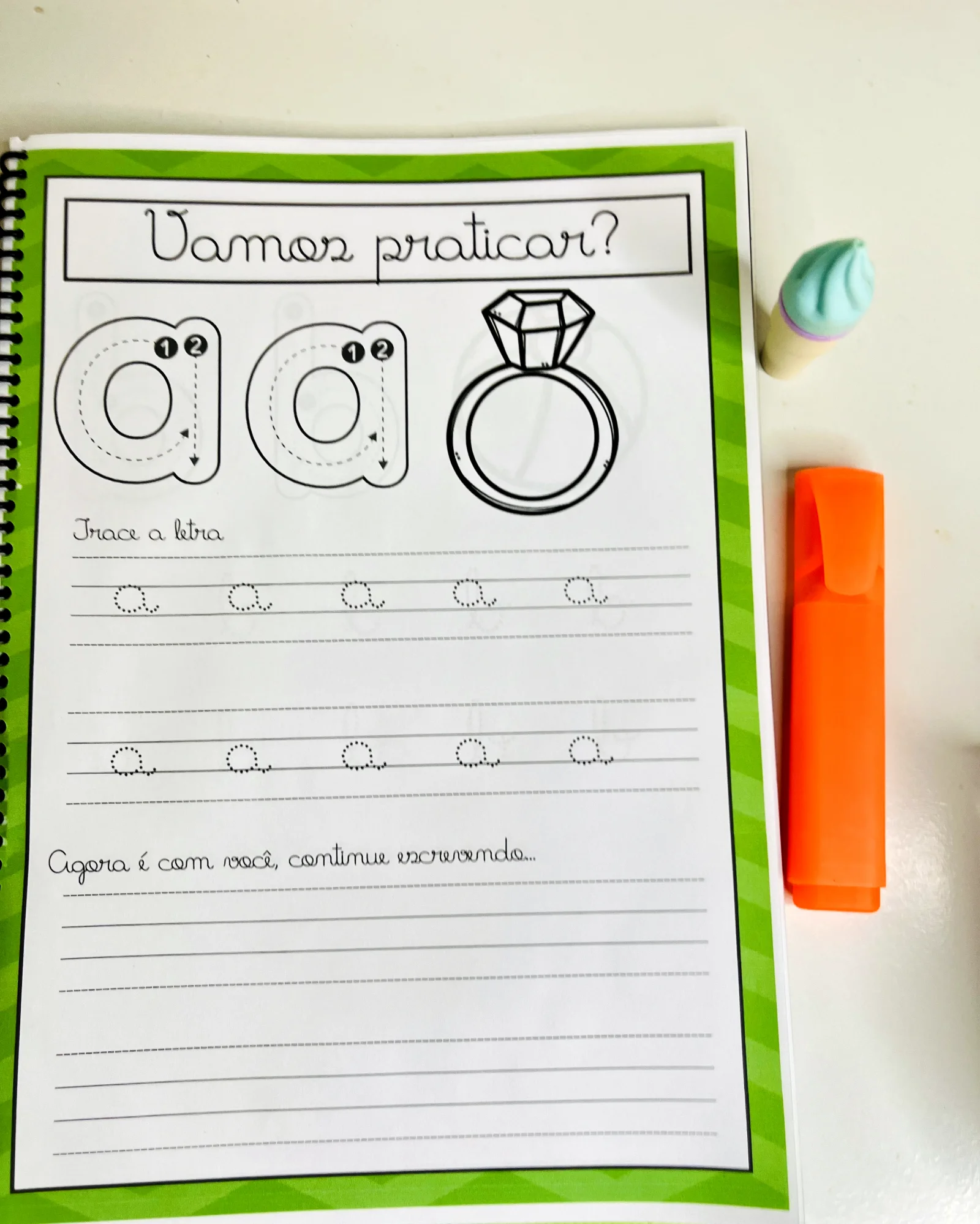 Apostila de Alfabetização – Alfabeto Cursivo Pontilhado — amostra 5: 🎯 Ideal para: Educação Infantil, alfabetização e Anos…