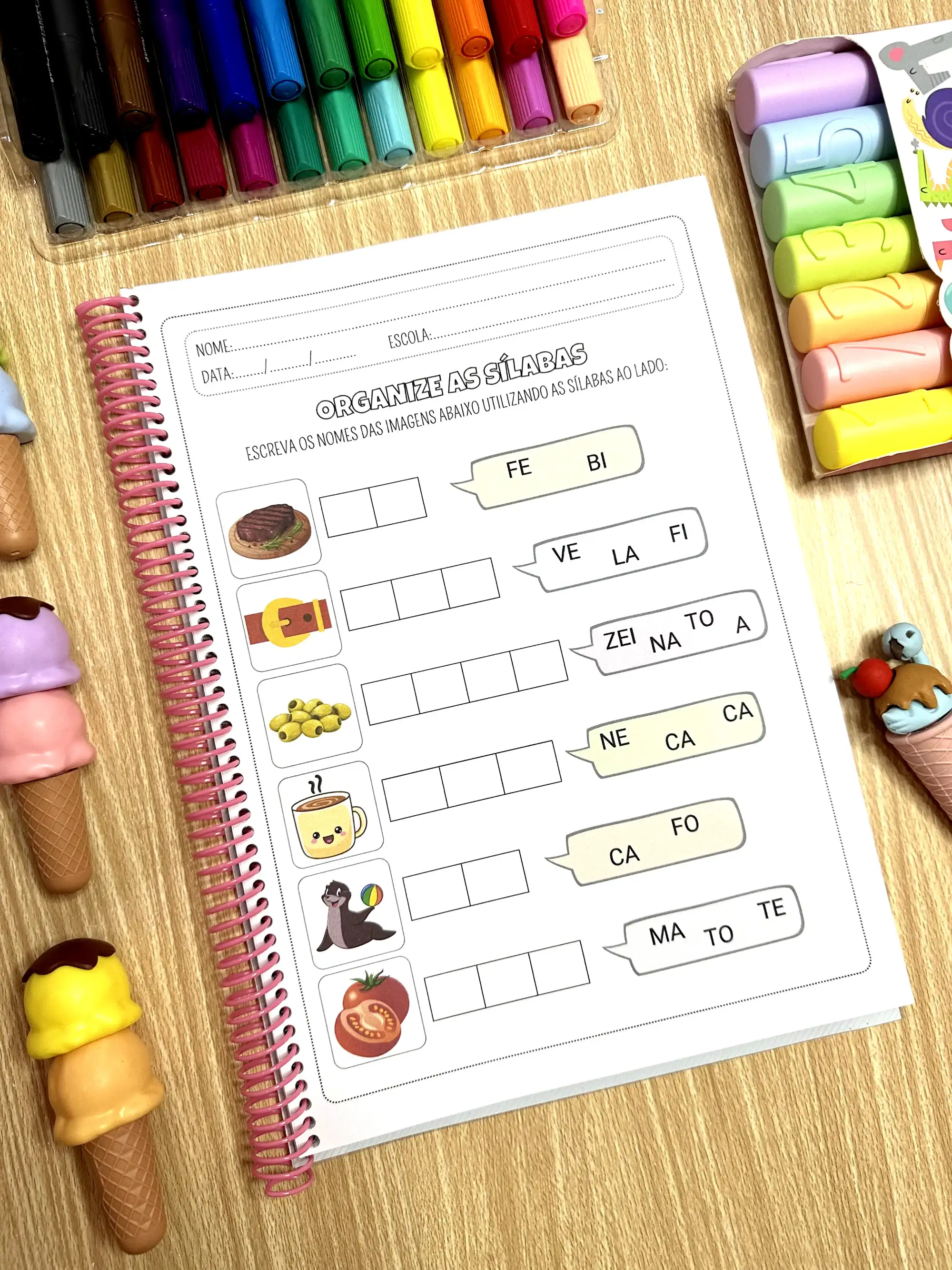 Apostila de silabas simples em PDF com 32 páginas de atividades — amostra 4: descontraída, organizando as sílabas das…