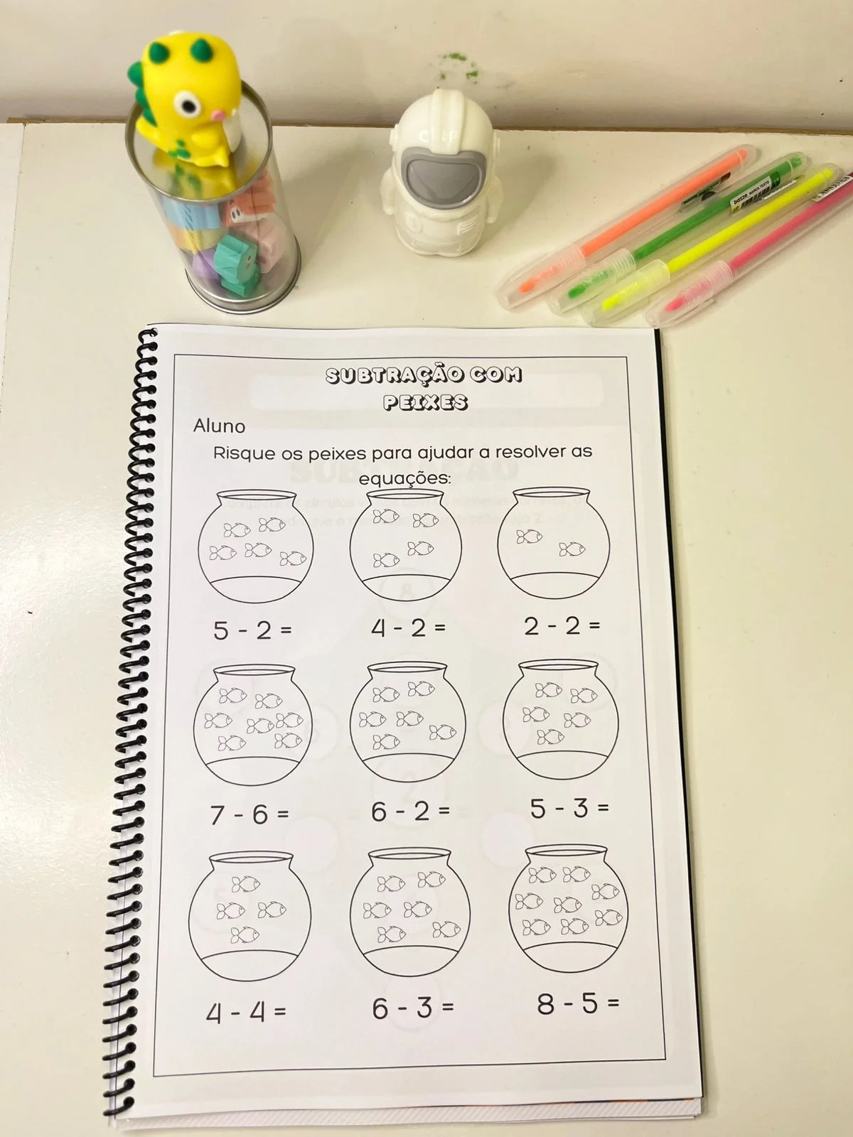 Apostila de Subtração Simples – Atividades de Matemática — amostra 6: Atividades de subtração simples com imagens, cálculos…