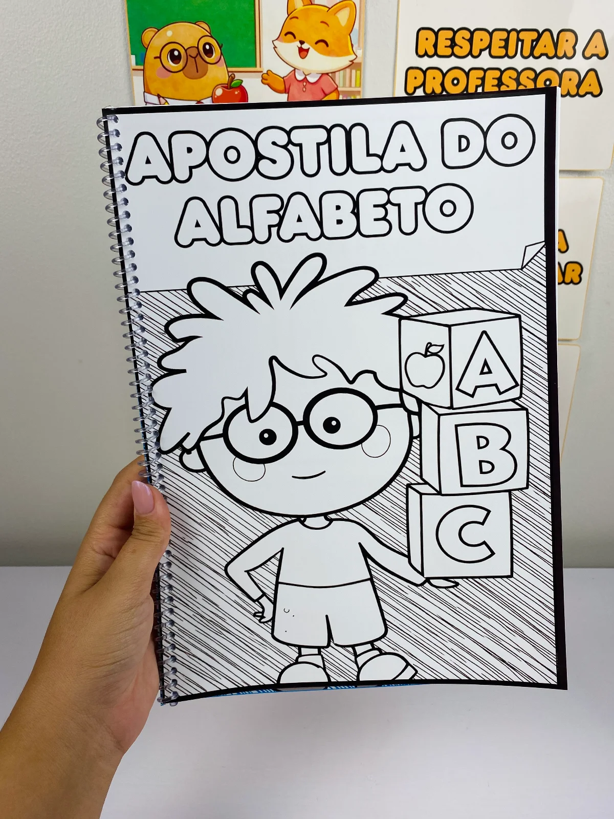 Apostila do Alfabeto – Alfabetização Completa do A ao Z — amostra 1: A Apostila do Alfabeto é um material pedagógico lindo,…