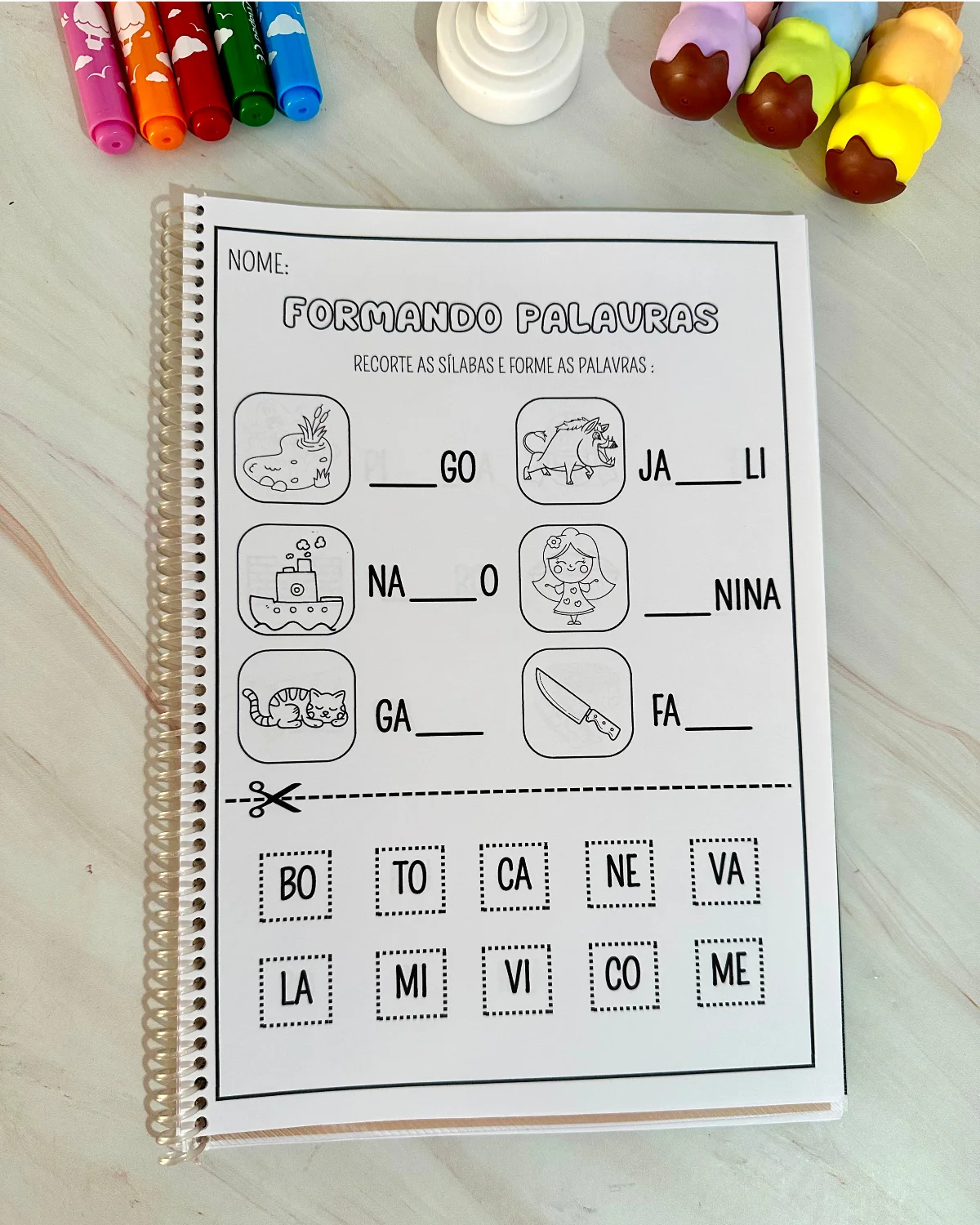 Apostila Formando Palavras: Atividades de Recorte e Colagem — amostra 2: Formato e entrega