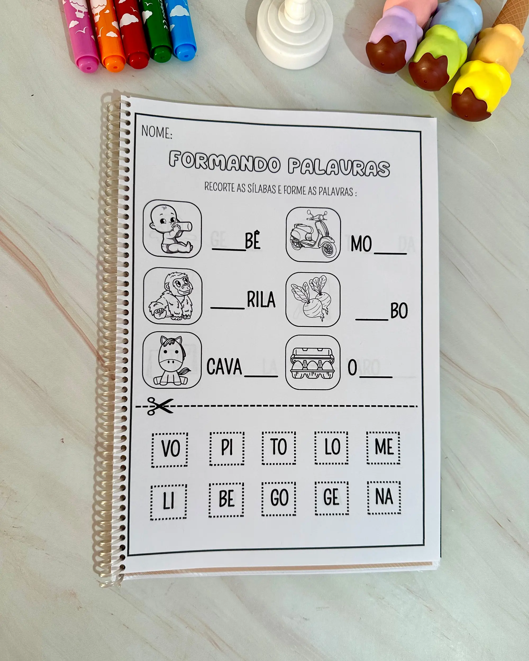 Apostila Formando Palavras – PDF para Imprimir | Alfabetização — amostra 6: Nessa proposta a criança deve recortar e colar…