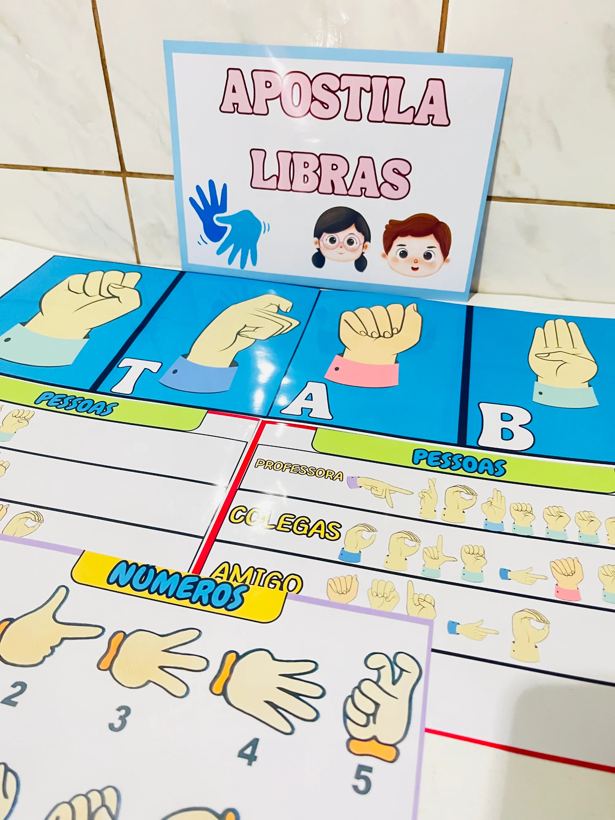 🎯 APOSTILA LIBRAS – COMUNICAÇÃO E INCLUSÃO AO ALCANCE DAS MÃOS! 🤟 — amostra 1: ✨ O que você vai encontrar na apostila: 🔠…