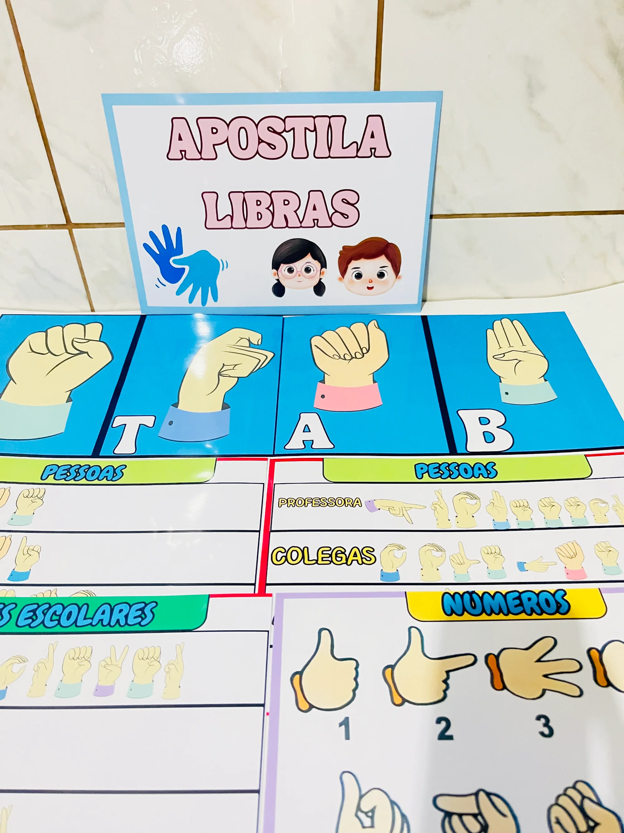 🎯 APOSTILA LIBRAS – COMUNICAÇÃO E INCLUSÃO AO ALCANCE DAS MÃOS! 🤟 — amostra 6: ✨ O que você vai encontrar na apostila: 🔠…