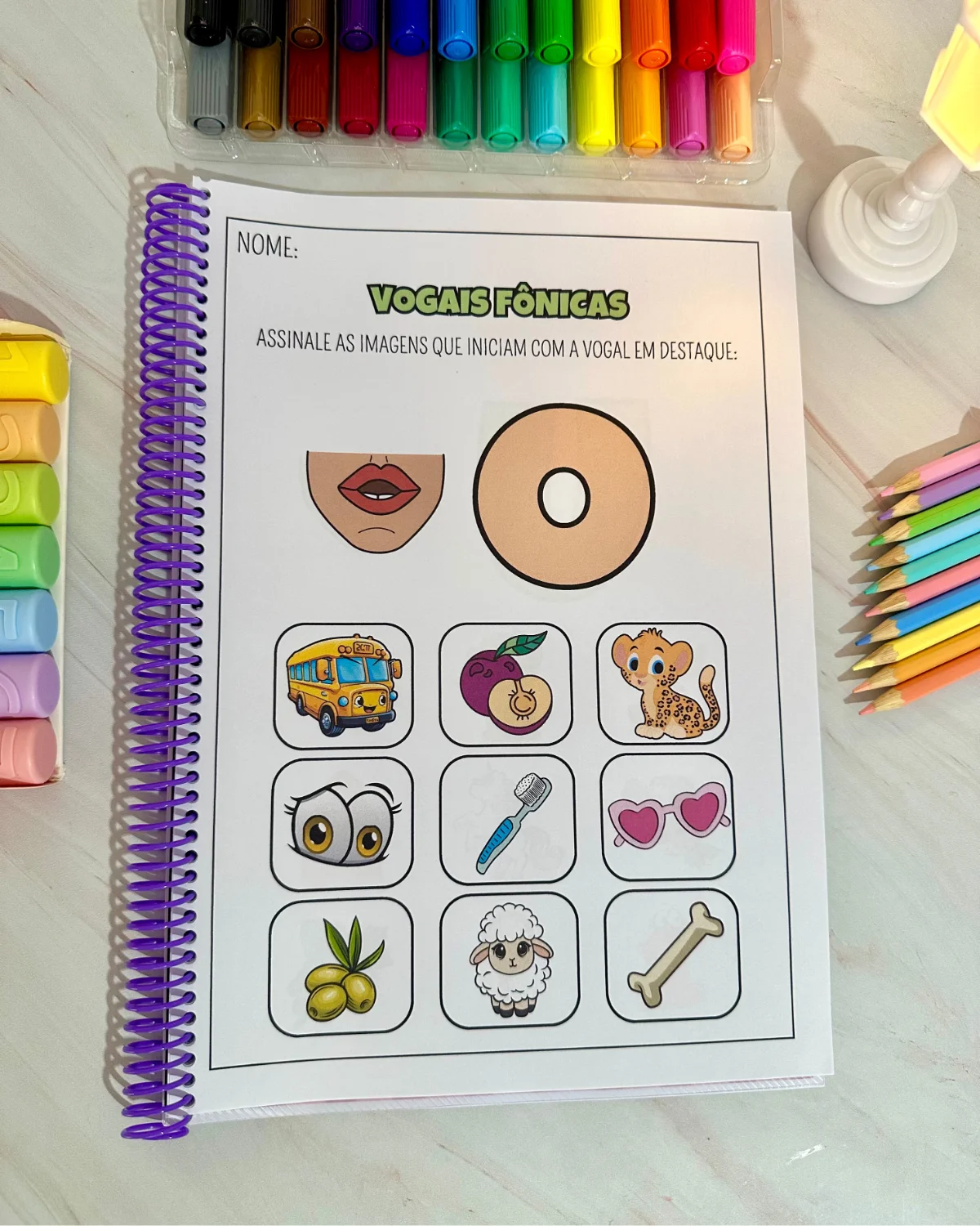 Apostila Vogais Fônicas — amostra 1: Material com 34 páginas para trabalhar os sons das vogais por meio de imagens e…