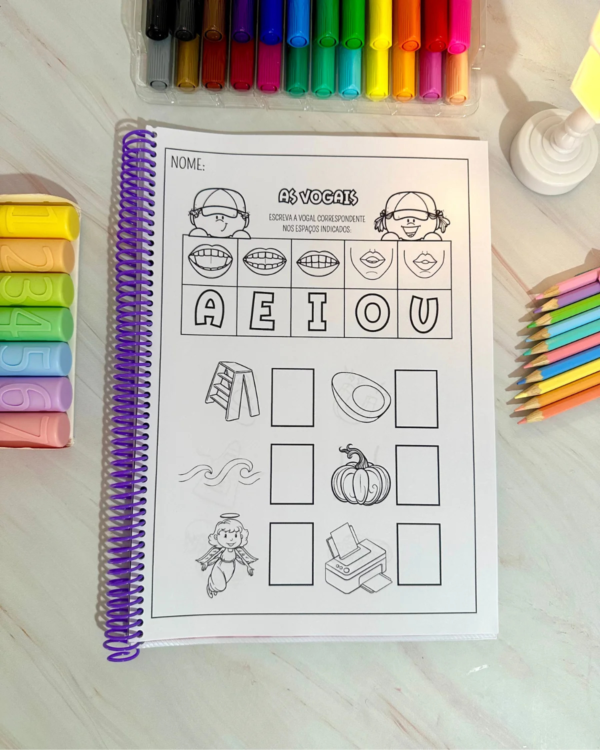 Apostila Vogais Fônicas — amostra 6: Material com 34 páginas para trabalhar os sons das vogais por meio de imagens e…