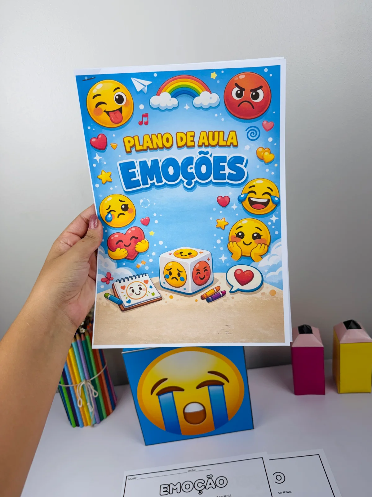Arquivo Emoções + Dado Gigante + Atividades + Plano de Aula — amostra 5: Um material completo e encantador para trabalhar… Arquivo Emoções + Dado Gigante + Atividades + Plano de Aula — amostra 5: Um material completo e encantador para trabalhar…