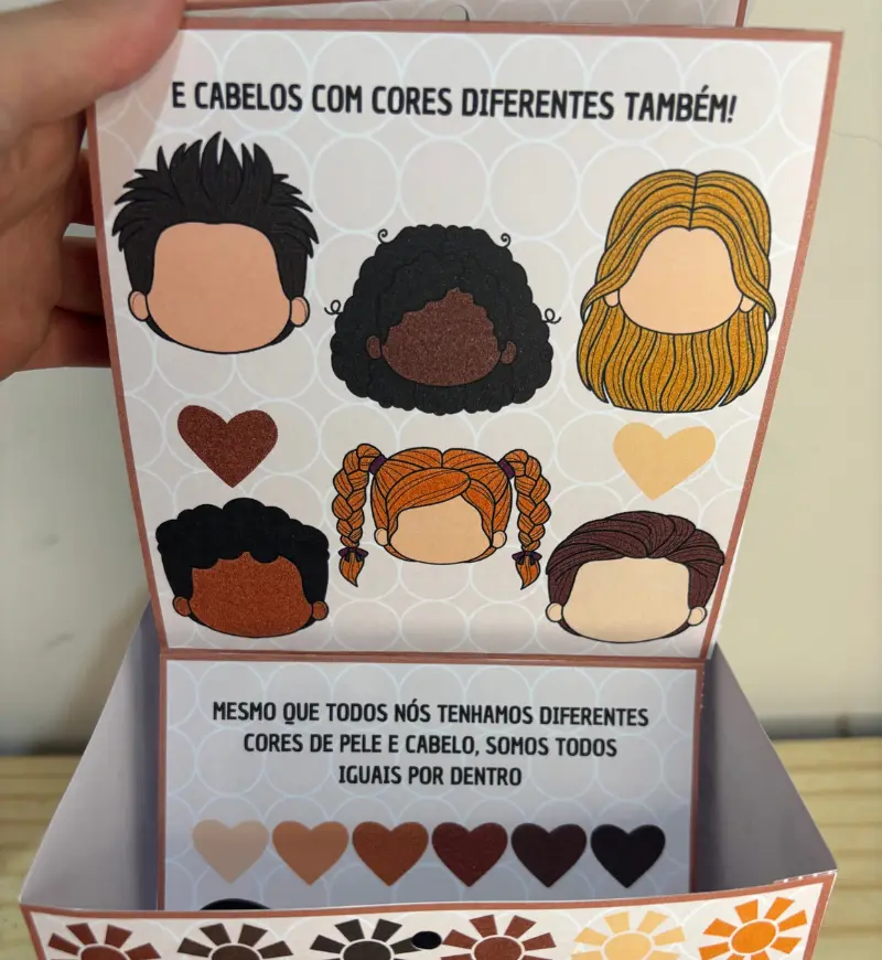 As Cores de Cada Um -História na Caixa PDF Consciência Negra — amostra 3: As crianças aprendem, de forma lúdica e…