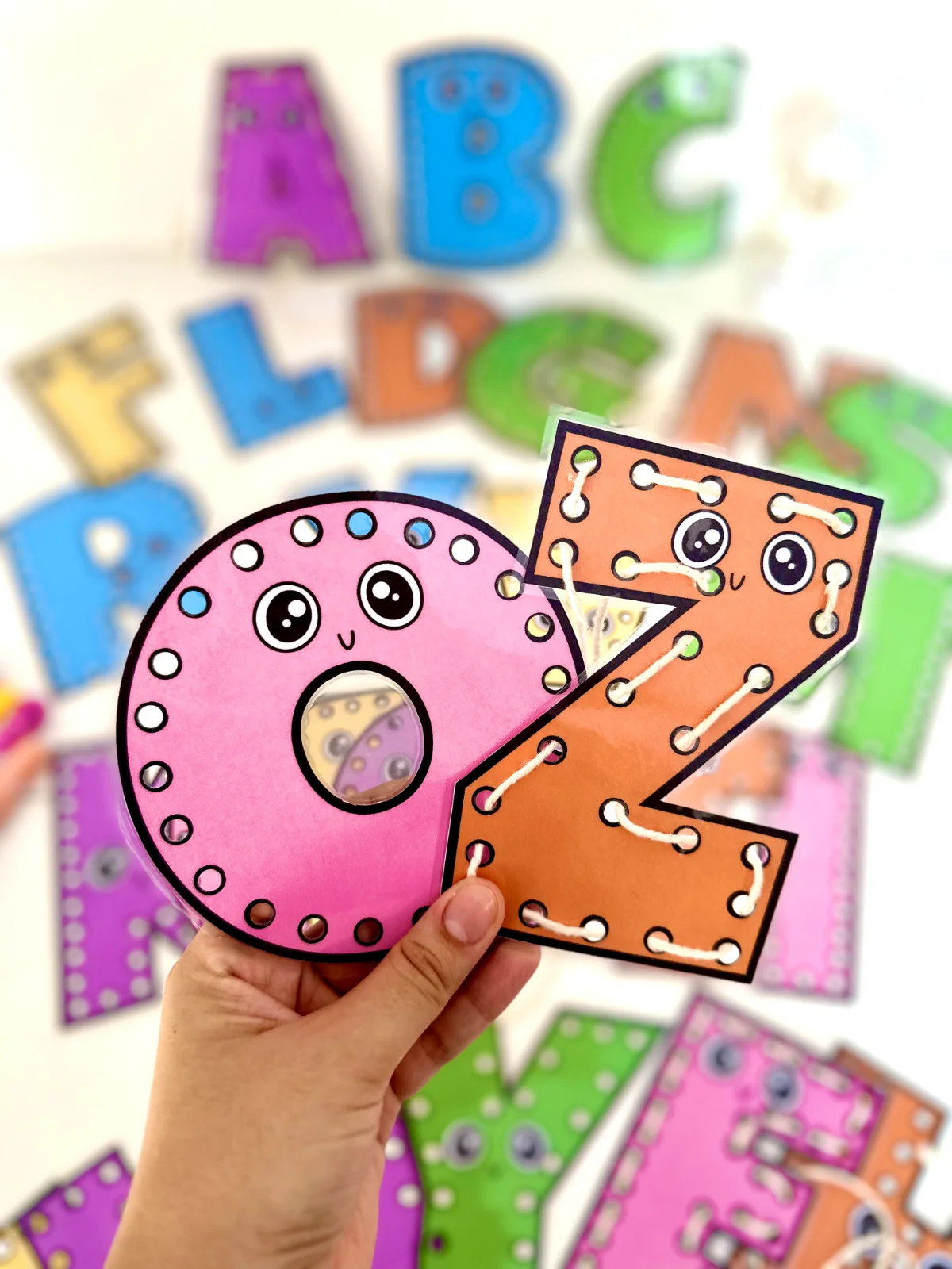 Atividade Alinhavo do Alfabeto educação infantil — amostra 3: Arquivo com placas de alinhavos de todas as letras do…