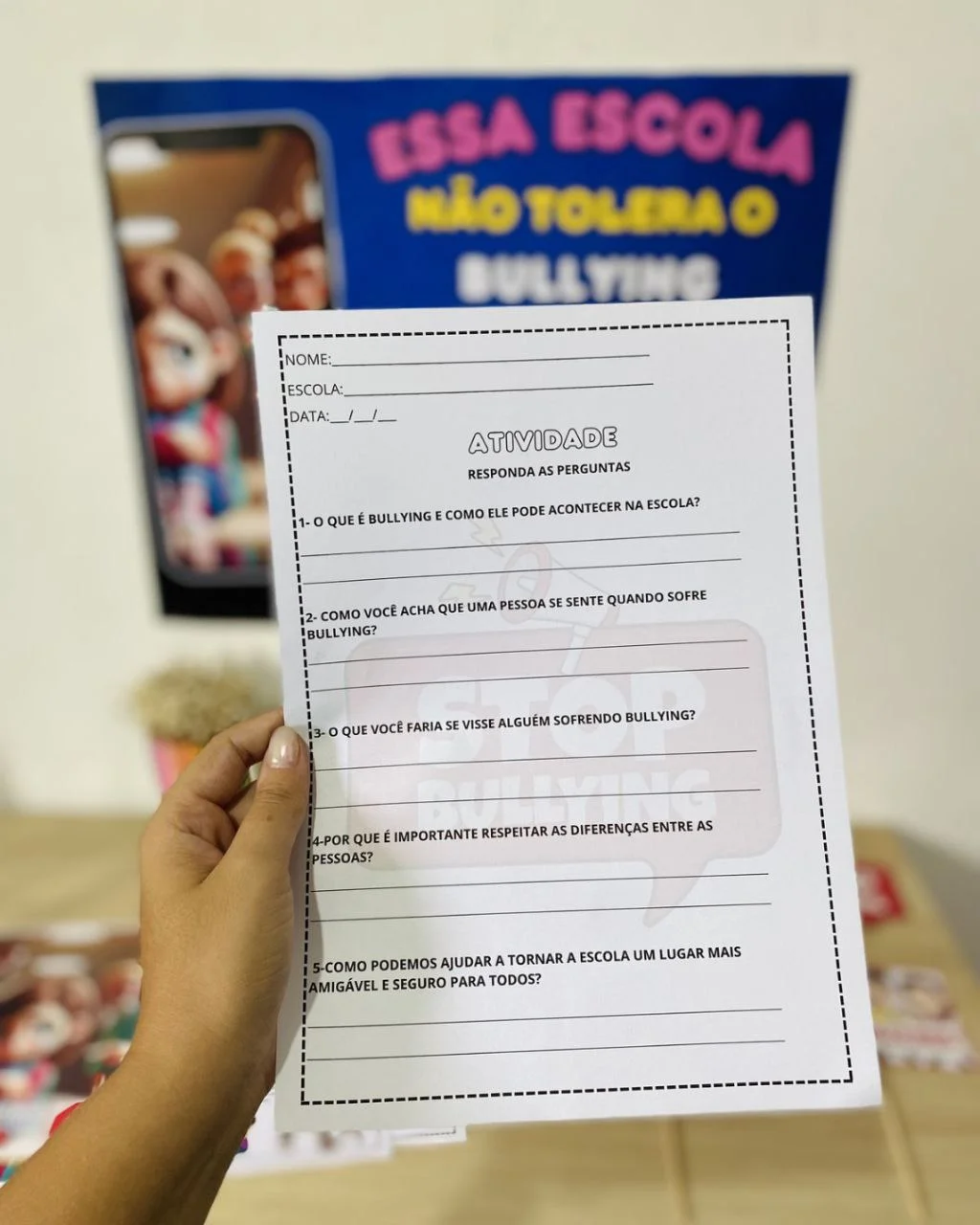 Atividade combate ao bullying educação infantil respeito e empatia na escola PDF para imprimir — amostra 2: O bullying é um…