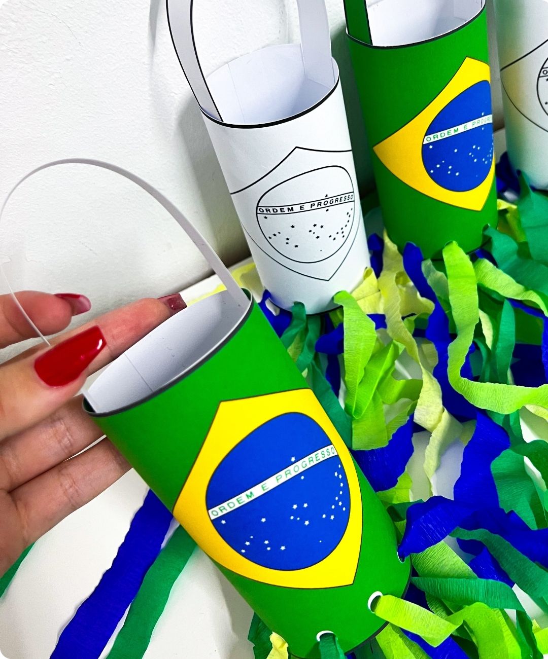 Atividade de Copa para imprimir na Educação Infantil — amostra 4: Para quais professores e turmas
