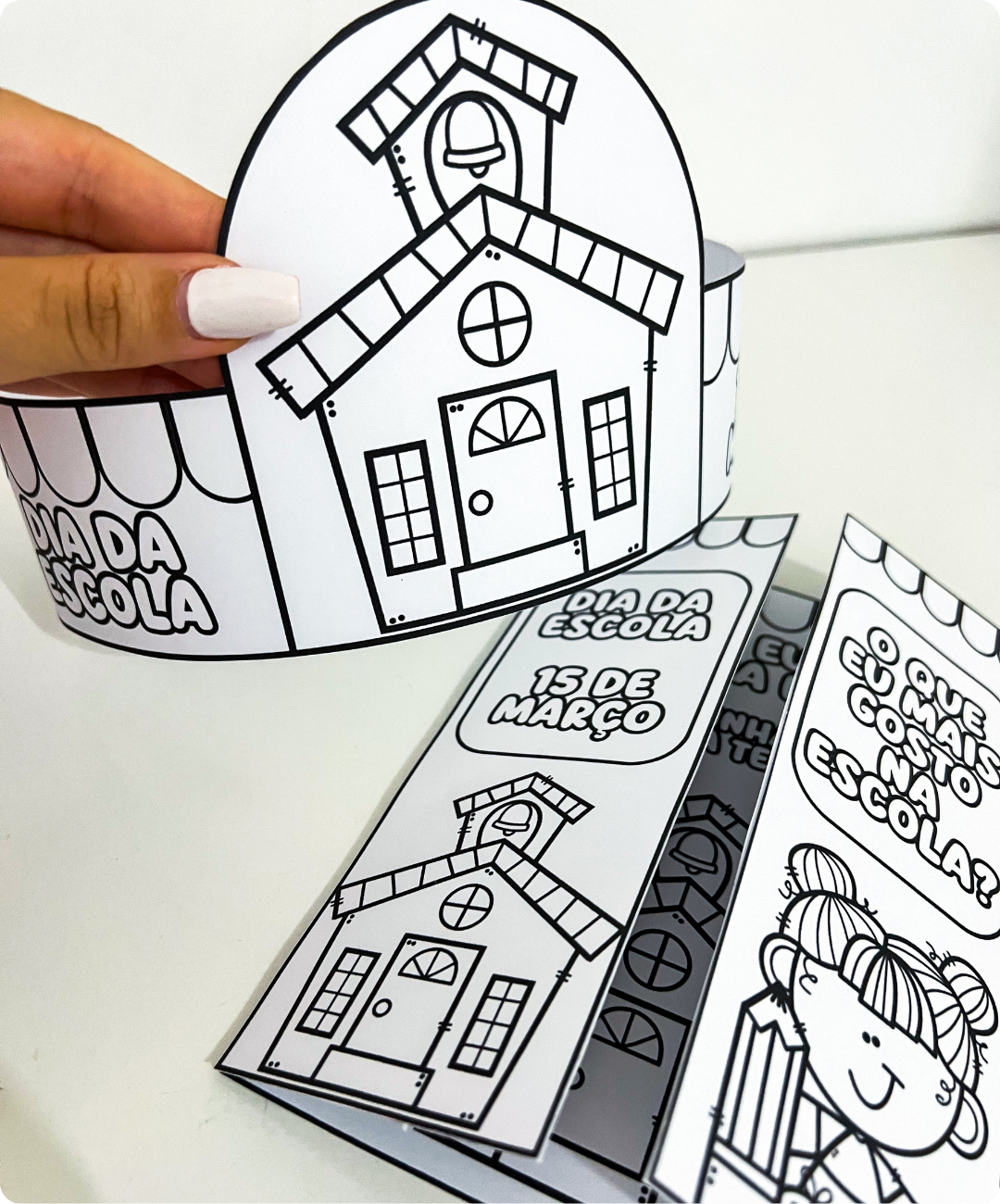 Atividade de Dia da Escola para imprimir: lapbook e coroa — amostra 3: O que está incluído no PDF