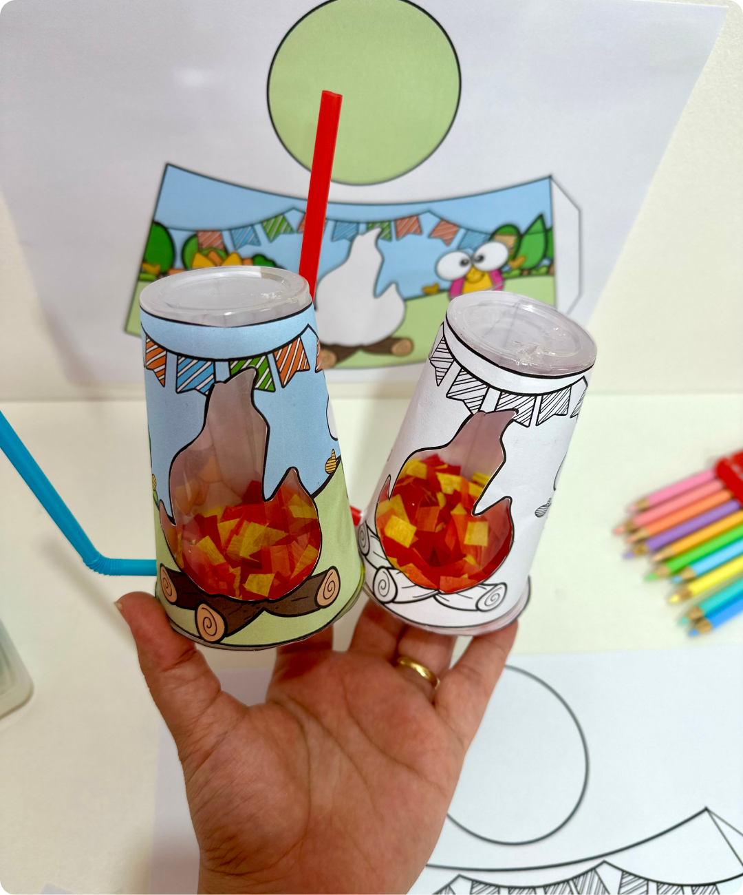 Atividade de fogueira junina para imprimir – Educação Infantil — amostra 6: Leve a fogueira no copo para a sala com um PDF…