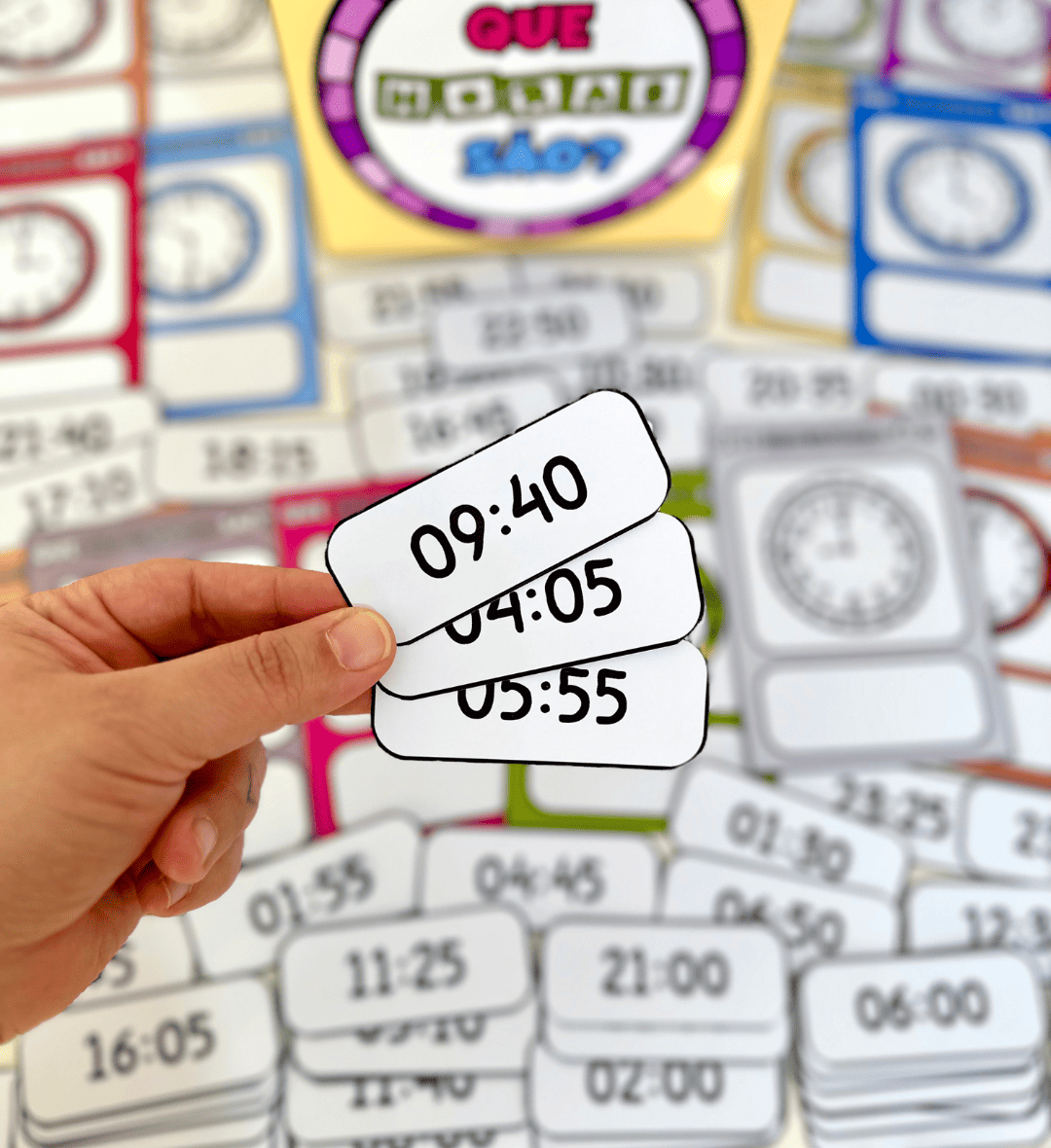 Atividade de horas: Que Horas São? em PDF para imprimir — amostra 1: Atividade de horas com apoio visual