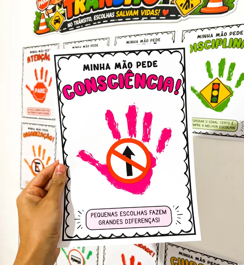Atividade Dia do Trânsito com Carimbo de Mãos em PDF — amostra 5: Trabalhe segurança no trânsito na Educação Infantil com…