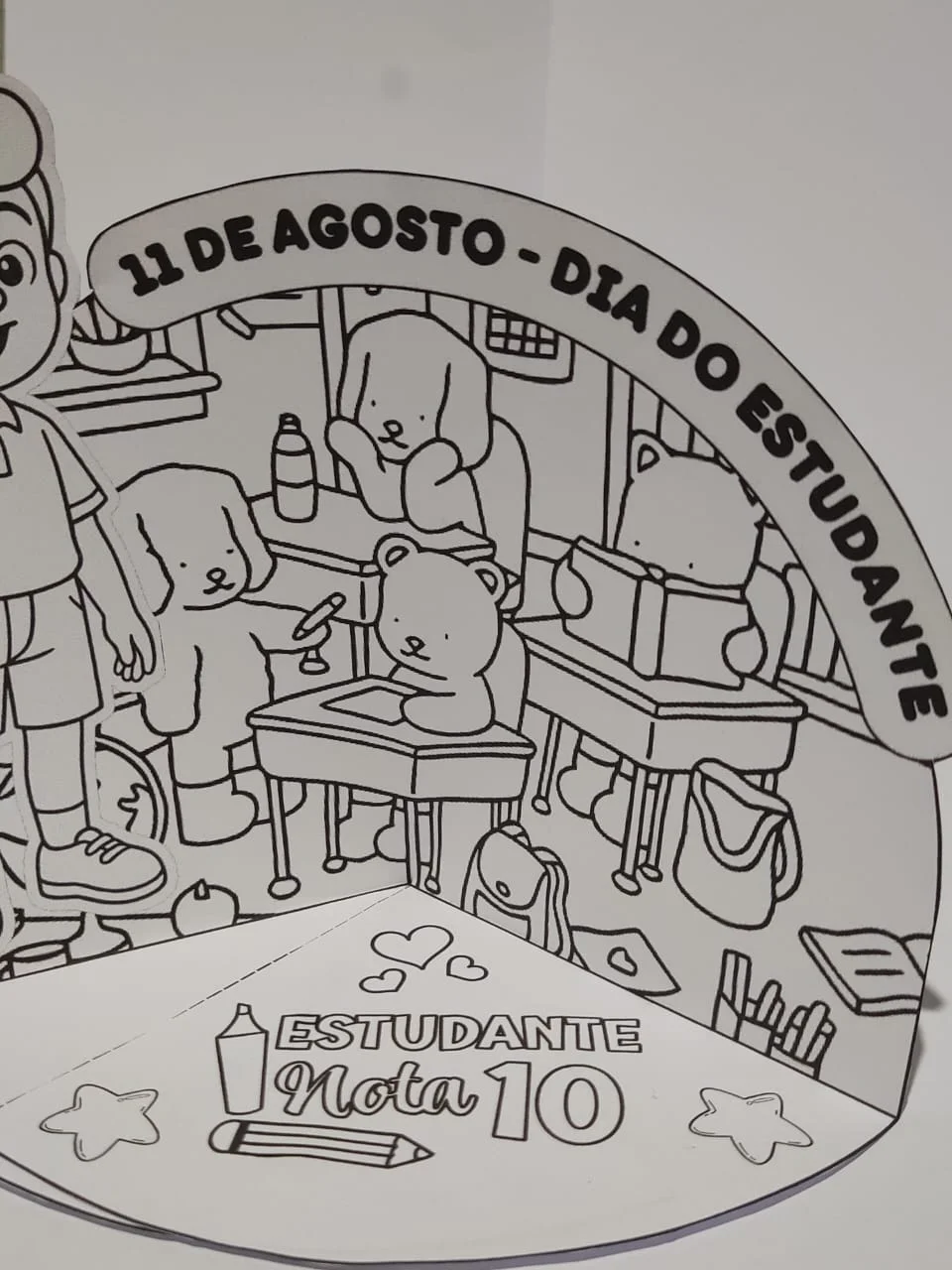 ATIVIDADE INTERATIVA – CENÁRIO 3D DIA DO ESTUDANTE — amostra 3: Uma lembrancinha criativa e divertida para celebrar o Dia…