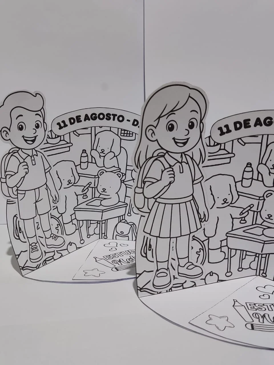 ATIVIDADE INTERATIVA – CENÁRIO 3D DIA DO ESTUDANTE — amostra 5: Uma lembrancinha criativa e divertida para celebrar o Dia…