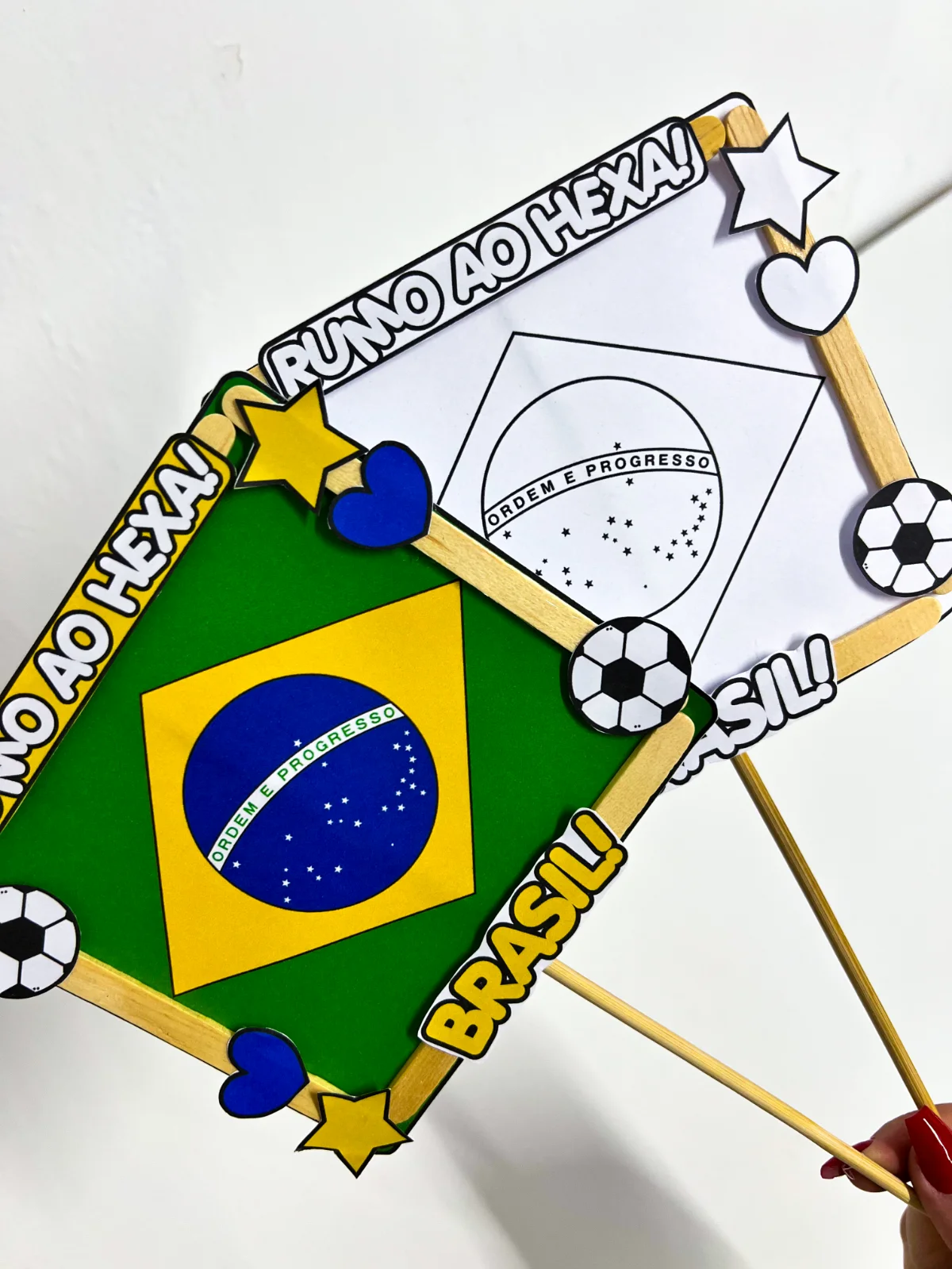 Atividade Interativa Palitos Copa do Mundo 2026 — Alfabetização para Educação Infantil: O material acompanha moldes em…