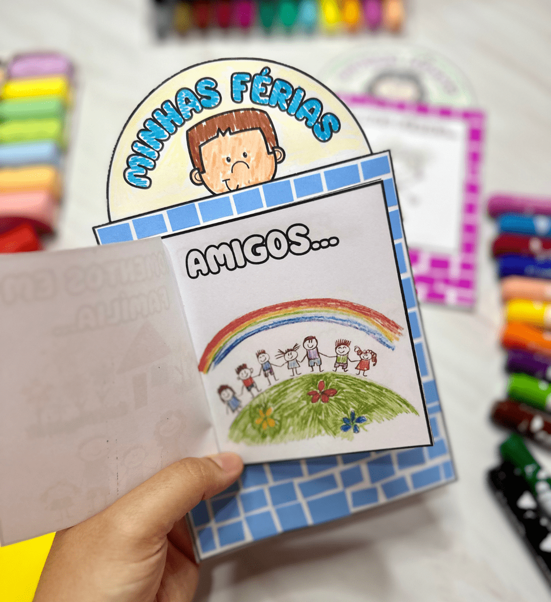 Atividade Minhas Férias: Livrinho para Registrar e Compartilhar — amostra 5: Um livrinho em PDF para as crianças…