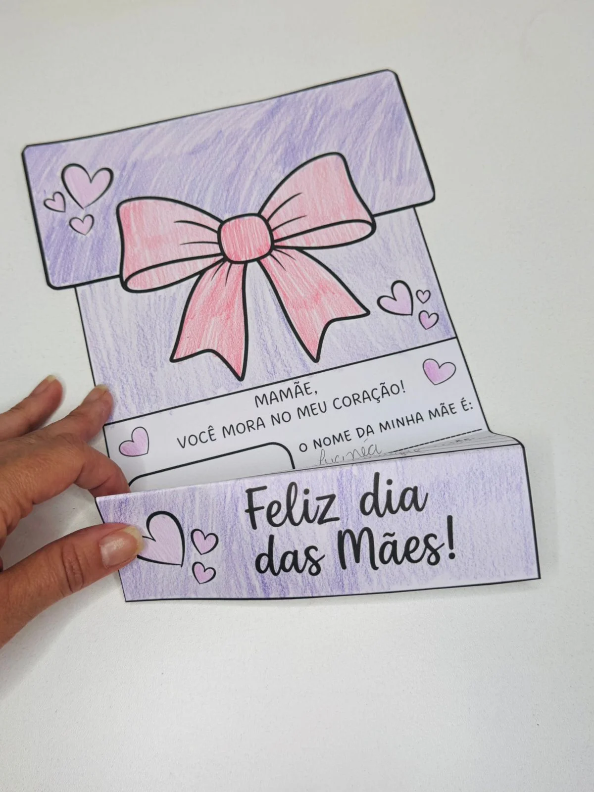 Atividade Presente para a mamãe — amostra 2: Arquivo especial para o Dia das Mães 💖 Um recurso encantador em formato de…