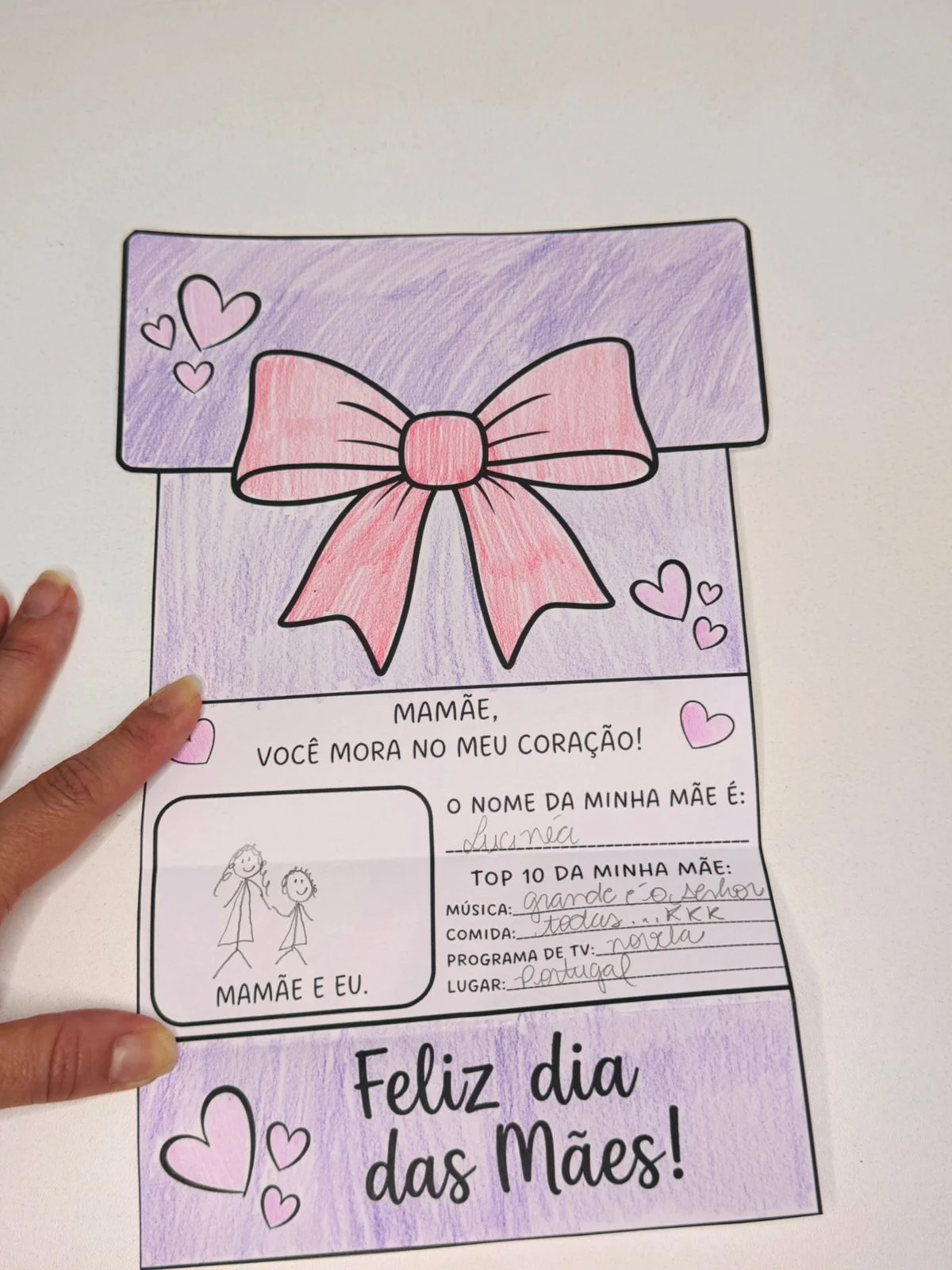 Atividade Presente para a mamãe — amostra 3: Arquivo especial para o Dia das Mães 💖 Um recurso encantador em formato de…