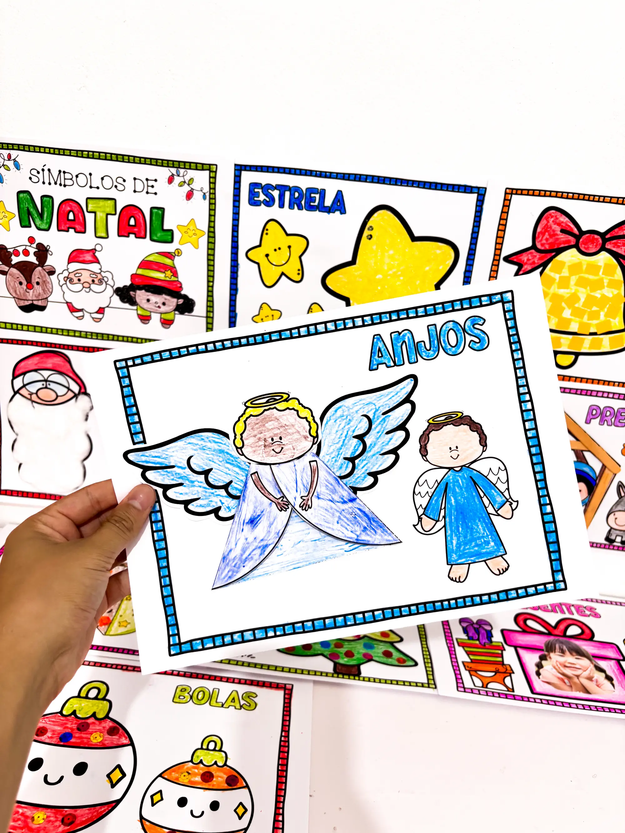 Atividade Símbolos de Natal para Colorir — amostra 6: Explore os símbolos natalinos com atividades para colorir,…