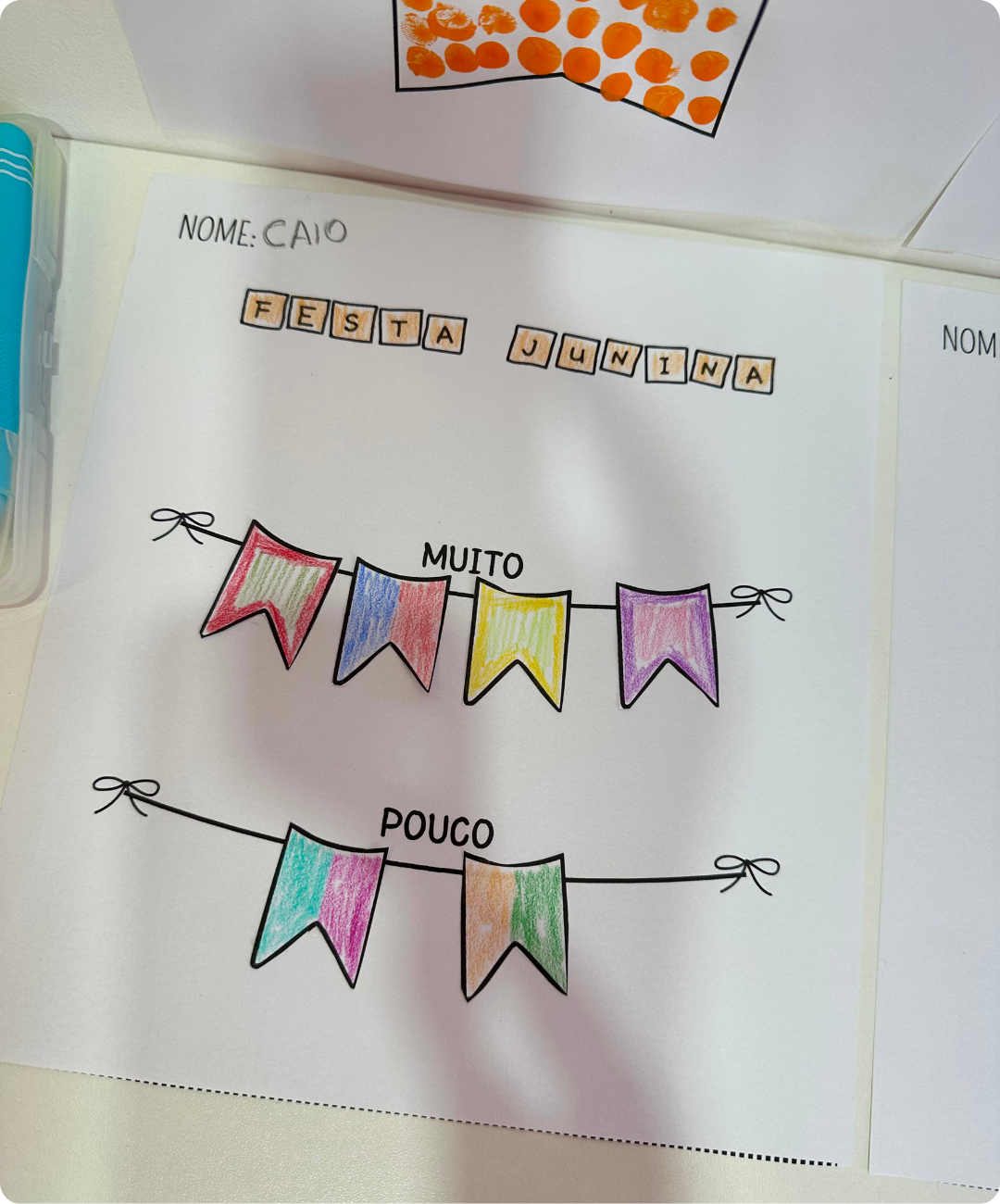 Atividades de conceitos juninos para imprimir – Educação Infantil — amostra 5: Explore comparações com o tema Festa Junina…