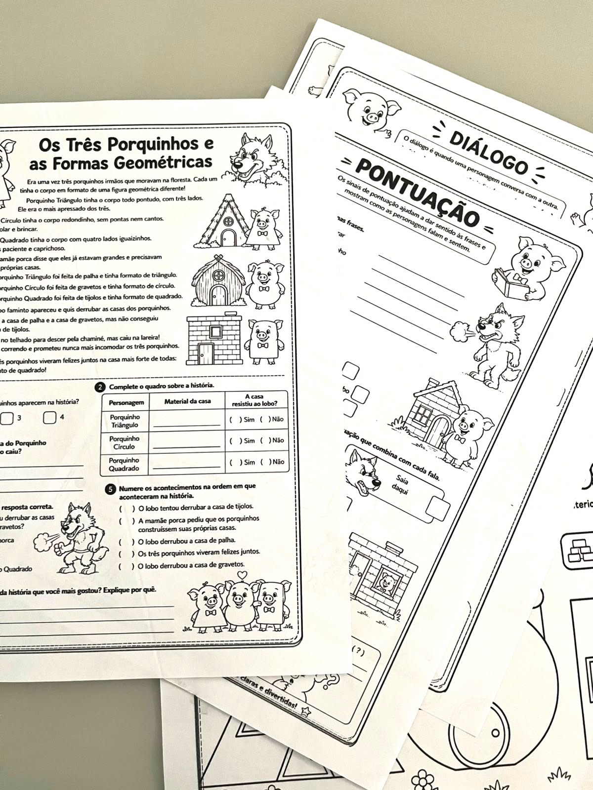 Atividades de português e matemática-Os 3 porquinhos — amostra 1: O material inclui: