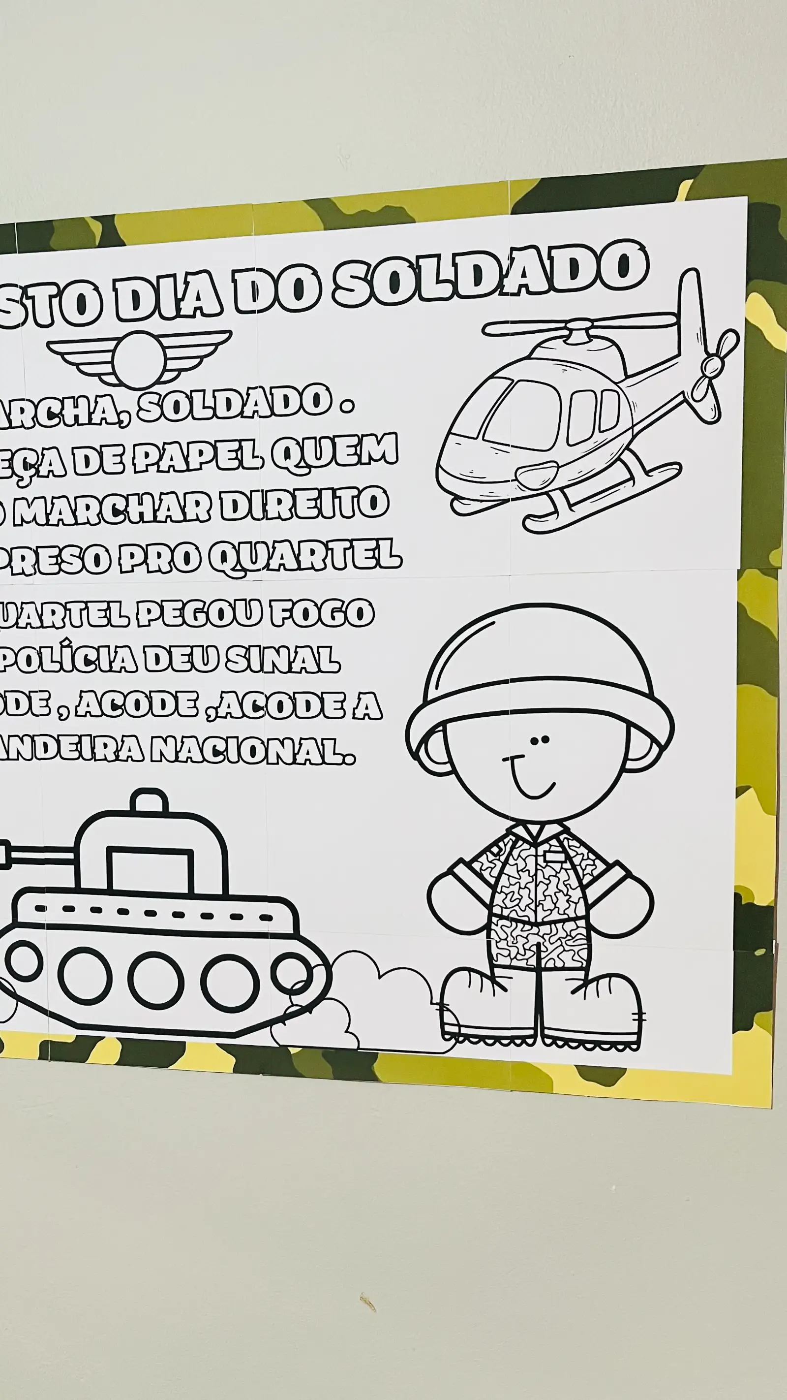 Atividades Dia do Soldado para Colorir – Educação Infantil — amostra 2: Atividades do Dia do Soldado para colorir, com…