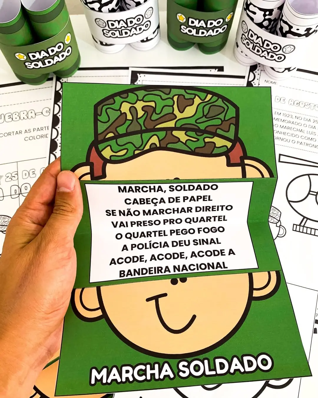 Atividades – dia do soldado – PDF para Imprimir — amostra 3: Um material lúdico e criativo para trabalhar o Dia do Soldado… Atividades – dia do soldado – PDF para Imprimir — amostra 3: Um material lúdico e criativo para trabalhar o Dia do Soldado…