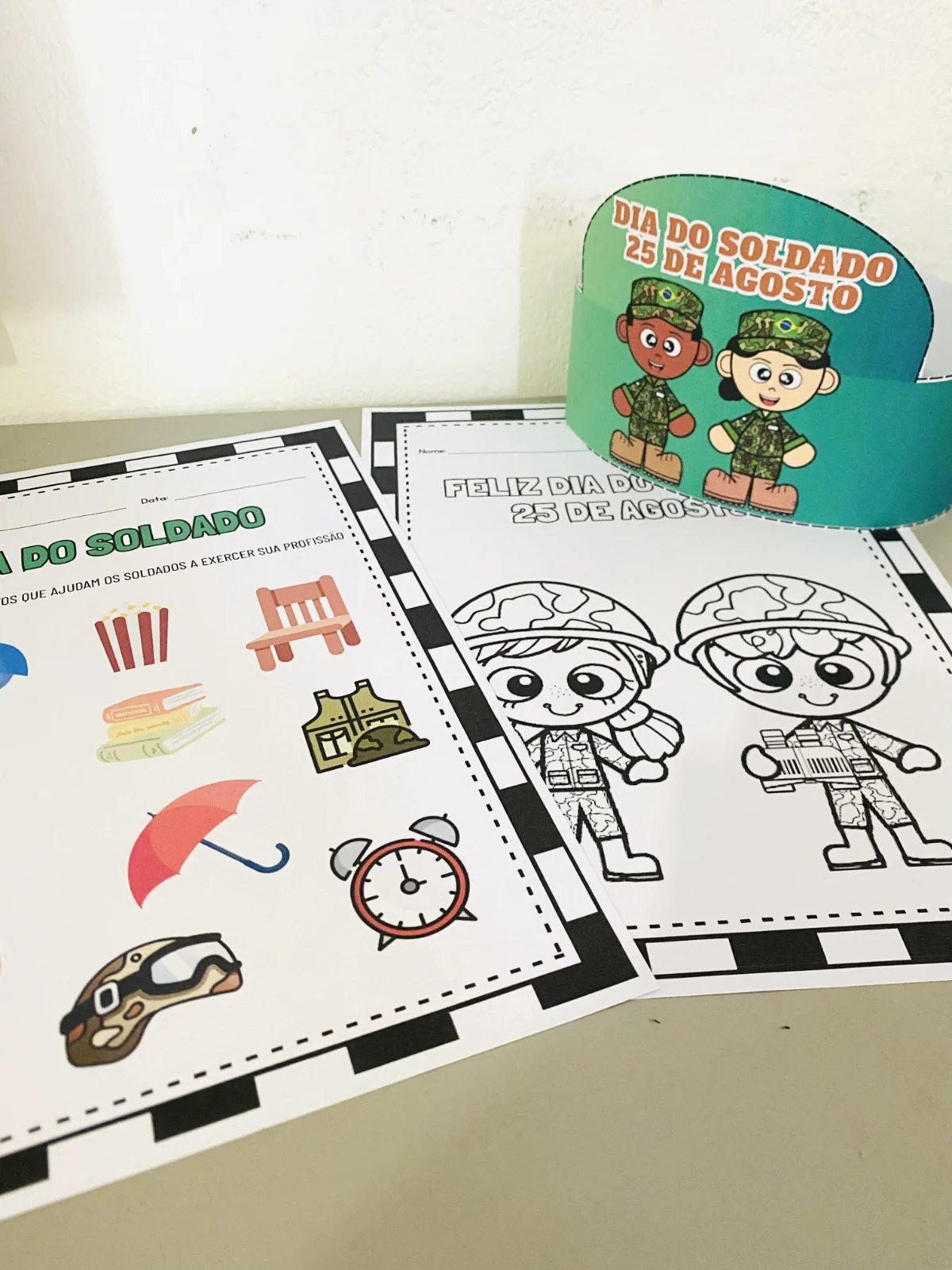 Atividades + Viseira Dia do Soldado – PDF para Imprimir — capa do material